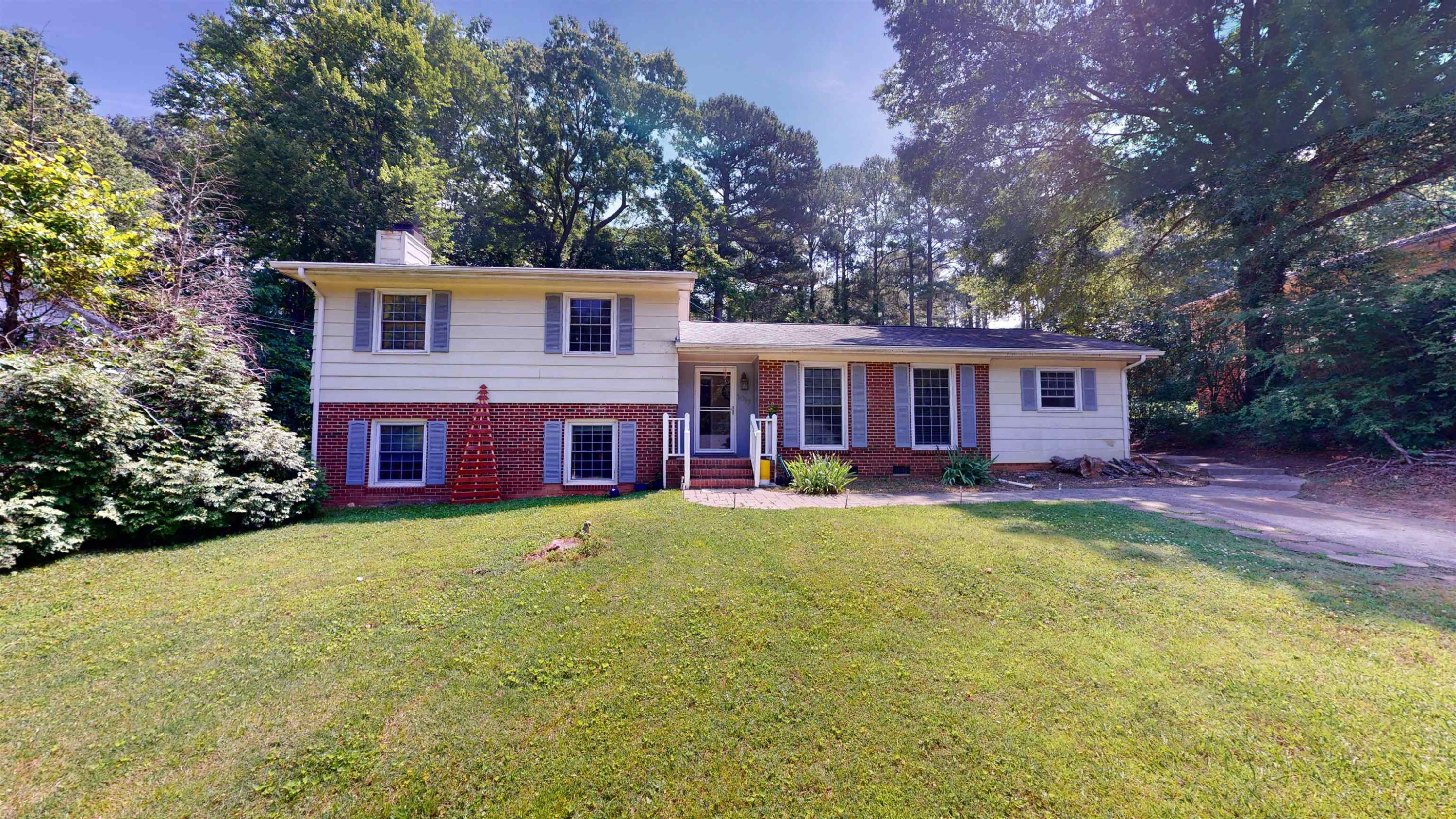 1017 Plantation Drive