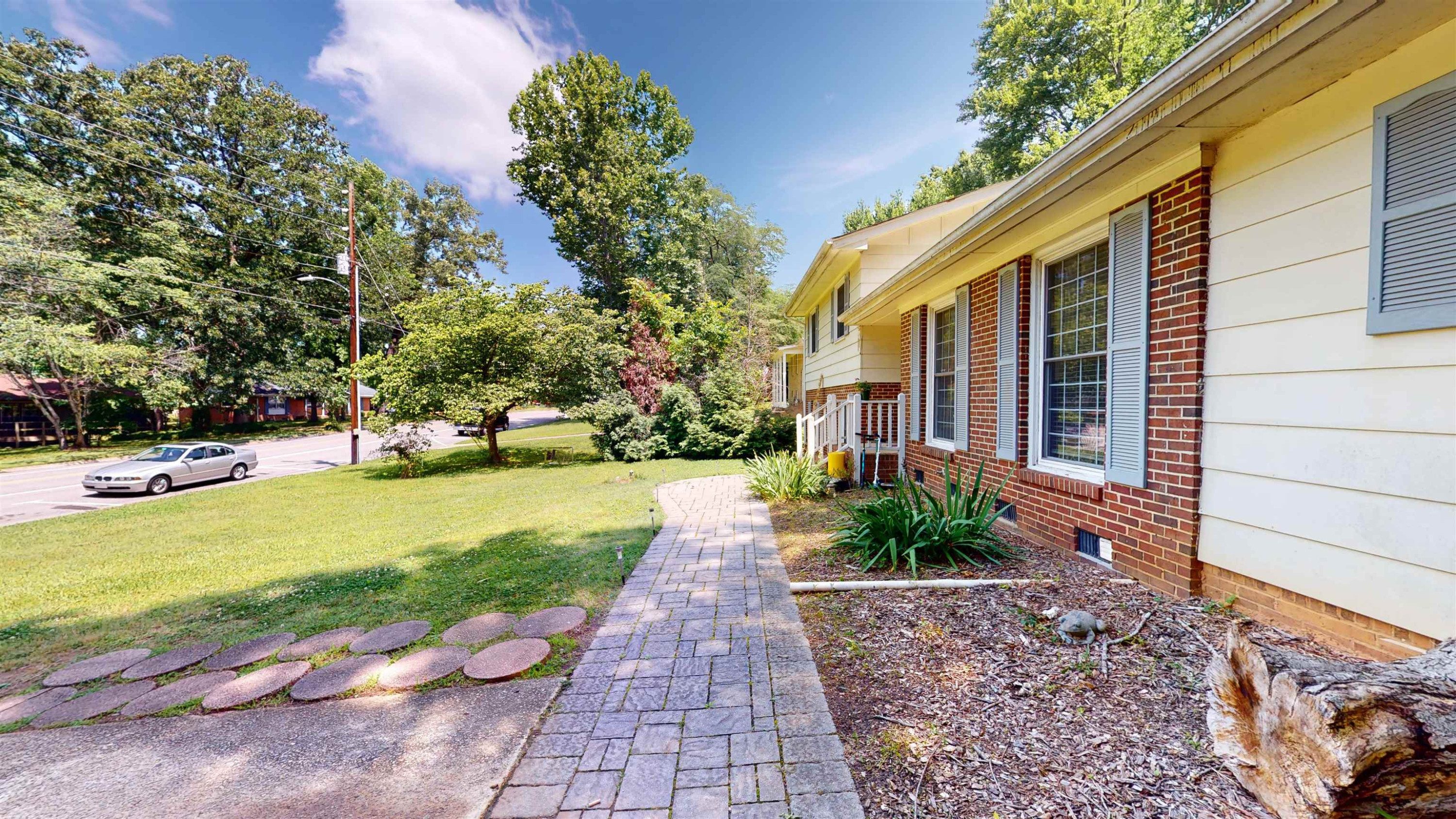 1017 Plantation Drive