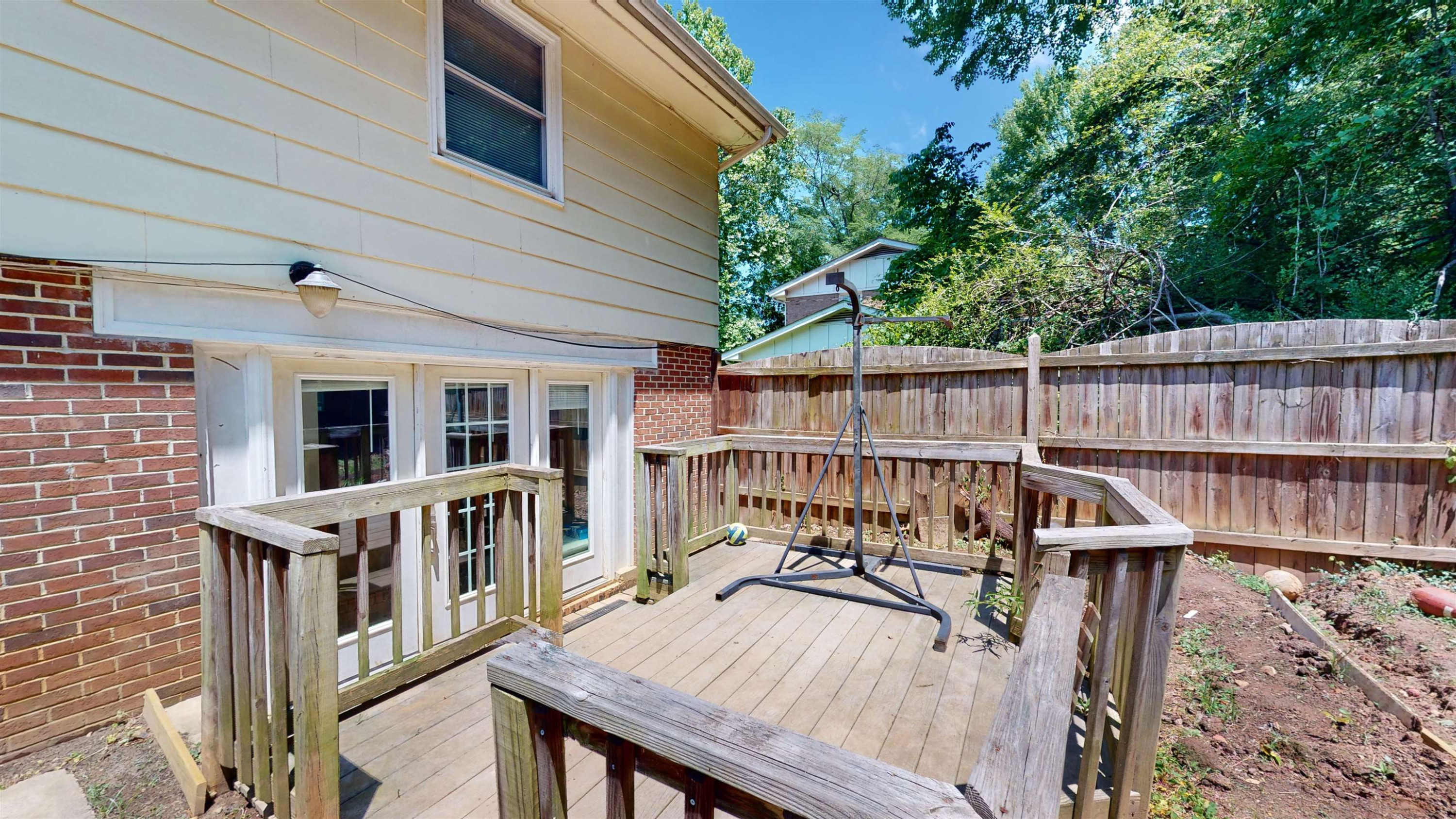 1017 Plantation Drive