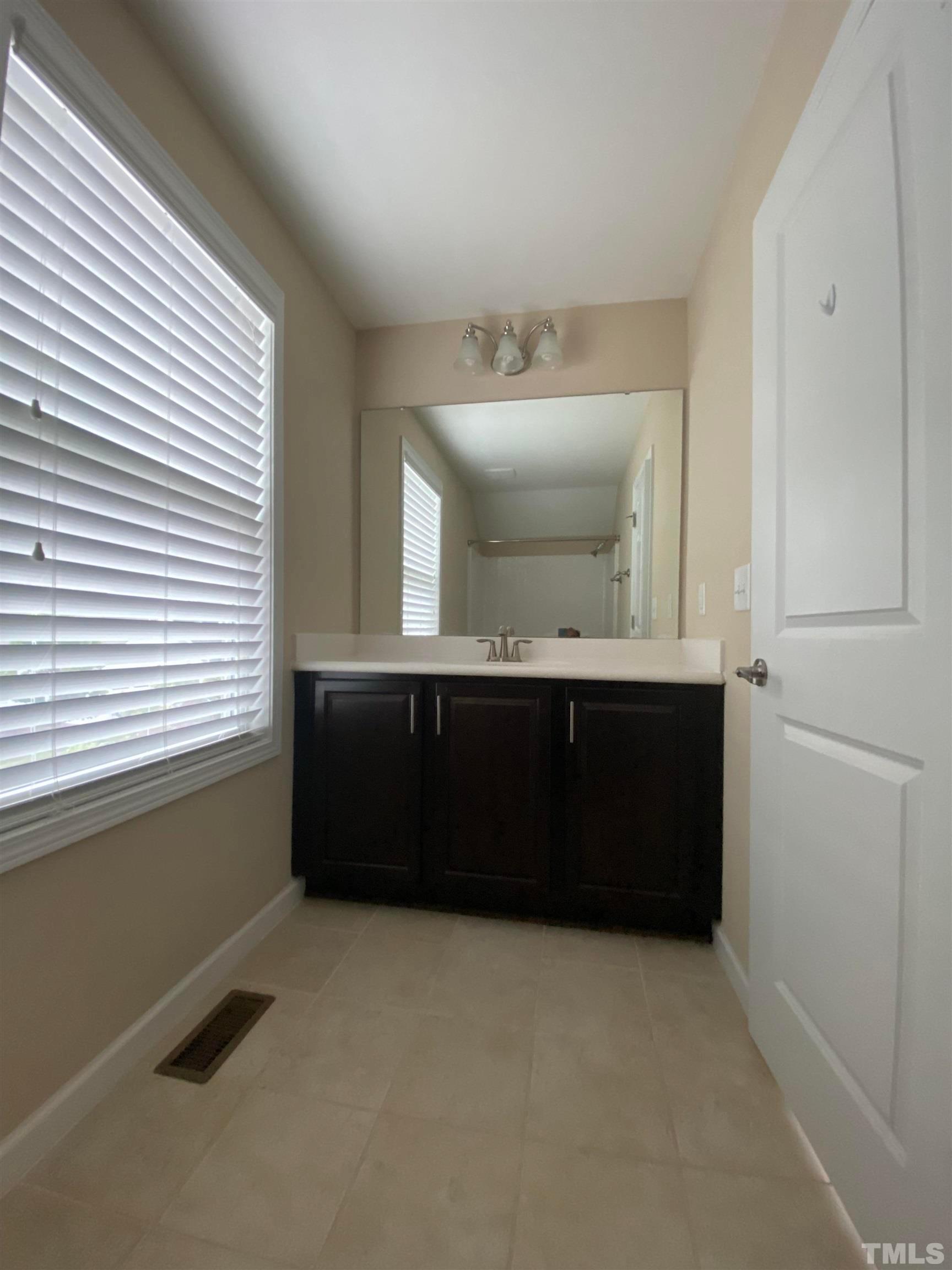 1156 Pemberly Avenue