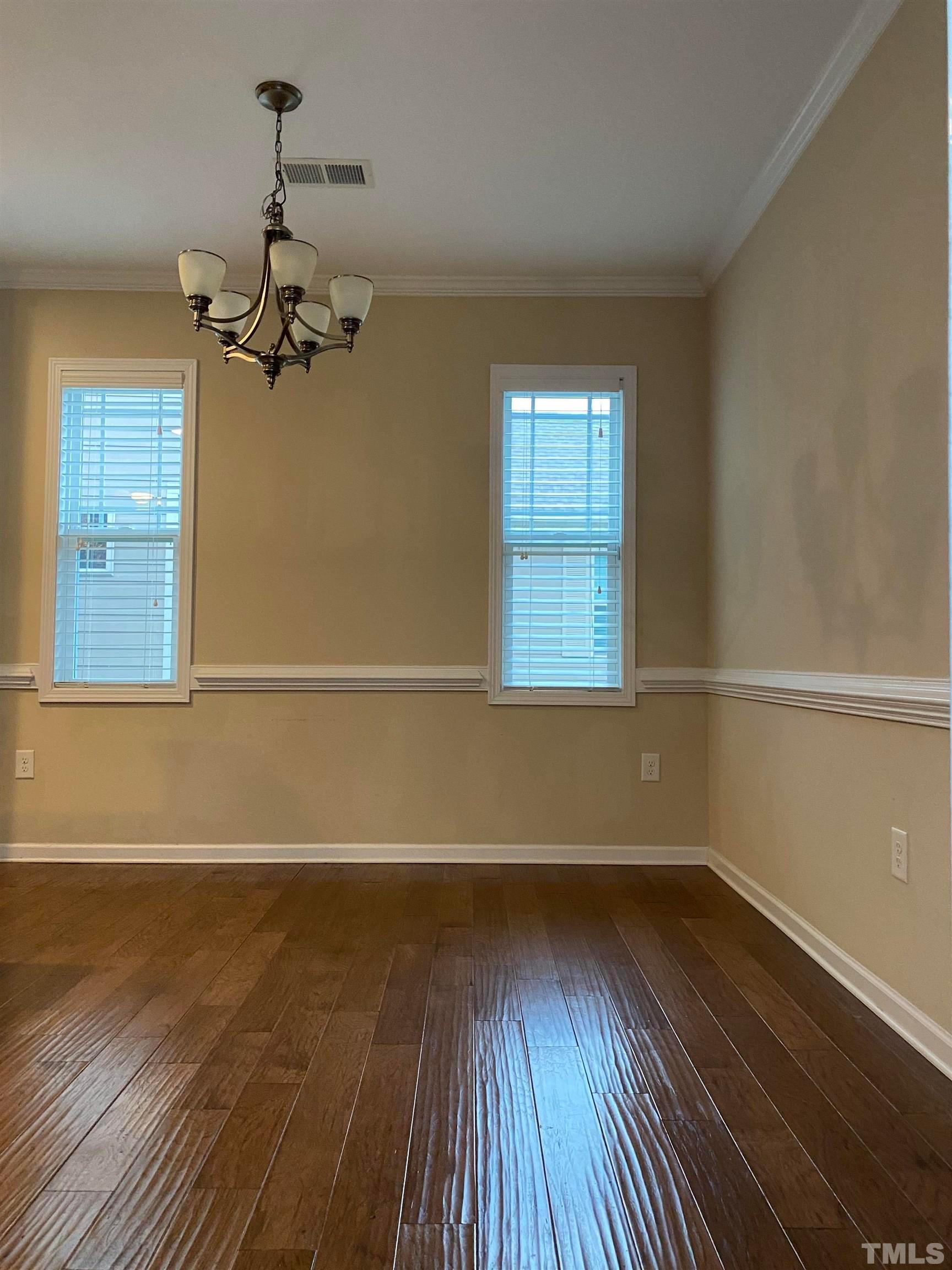 1156 Pemberly Avenue