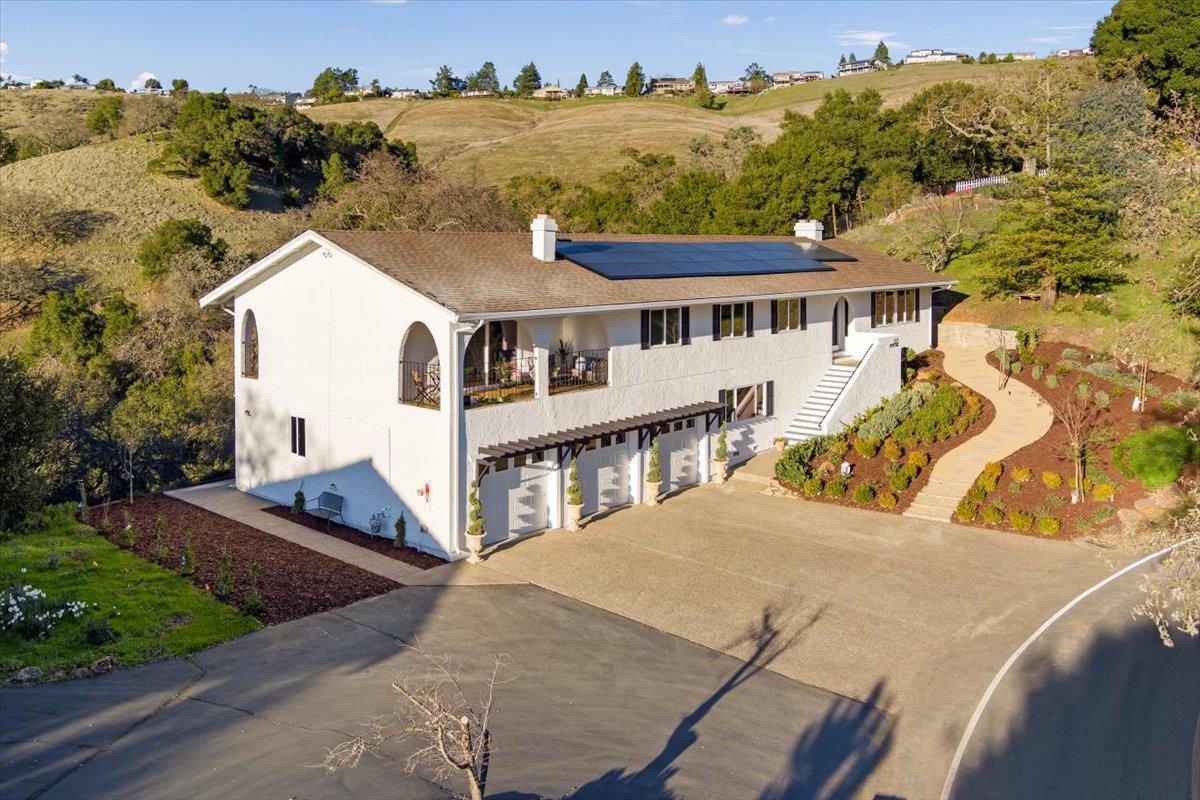 2915 Thomas Grade