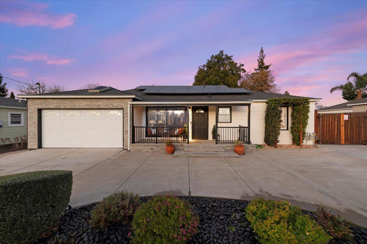 1820 Granada DR