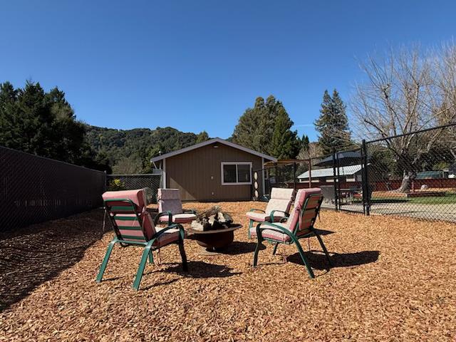 16075 Oak Glen AVE