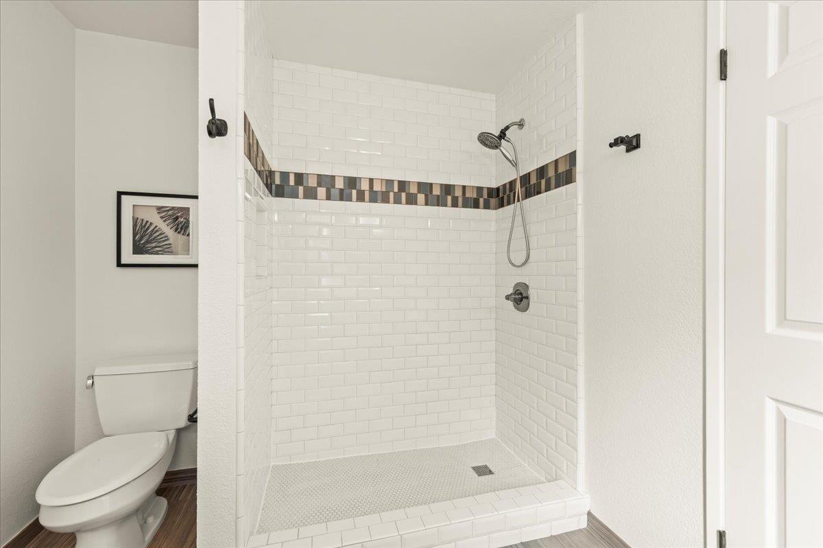 17380 Carriage Lamp Way