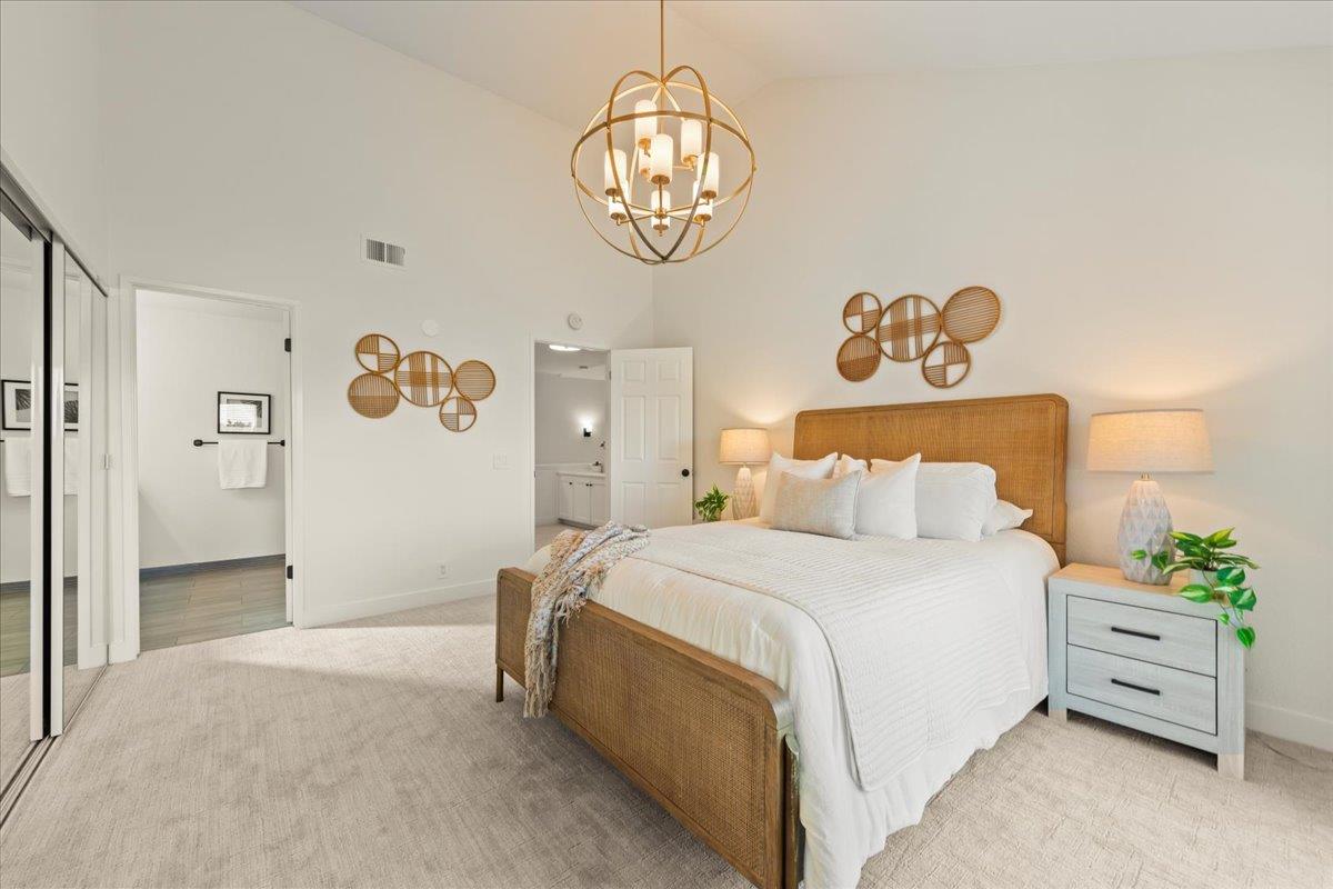 17380 Carriage Lamp Way