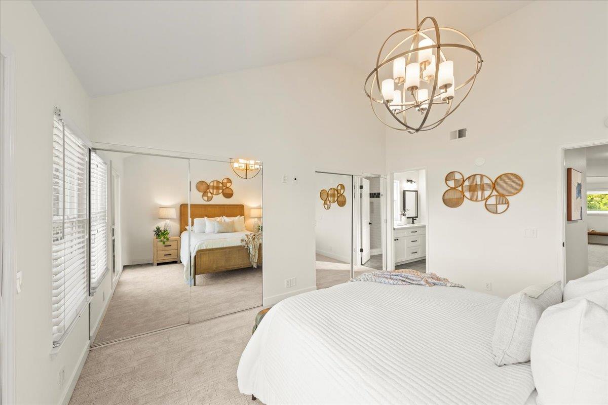 17380 Carriage Lamp Way