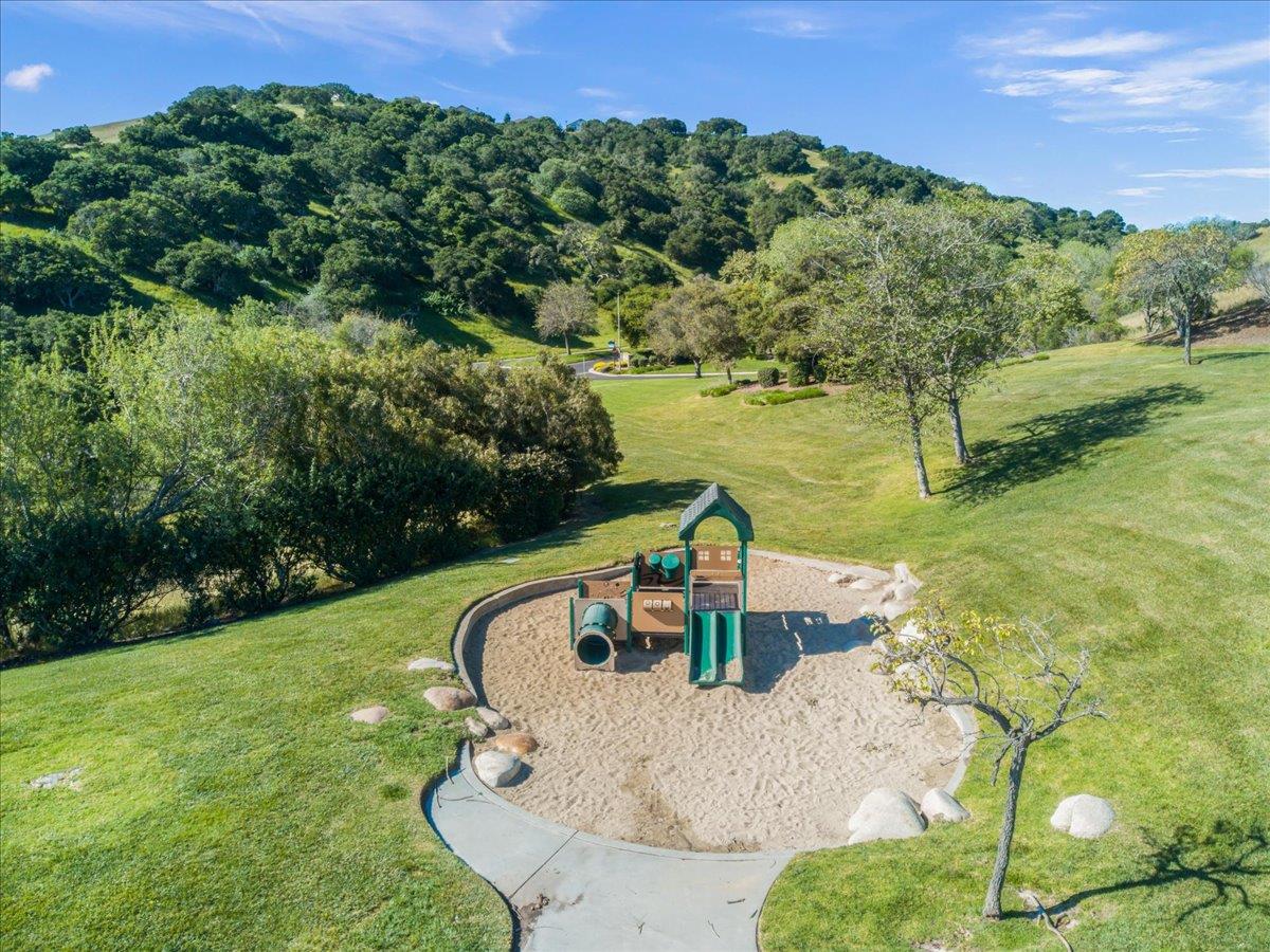 26214 Acclaim Court