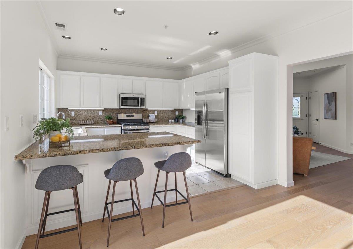 26214 Acclaim Court