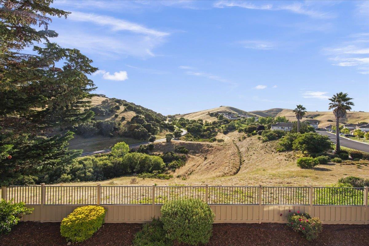 26214 Acclaim Court