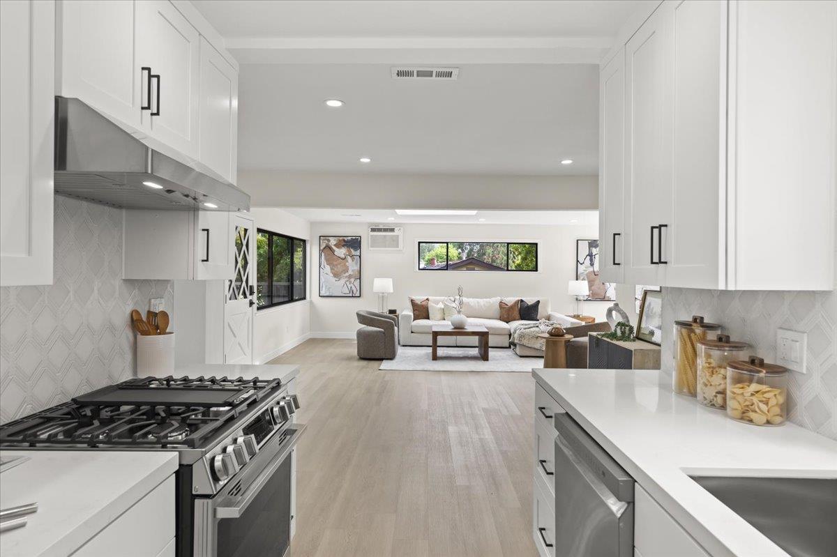 198 Greenwich Drive