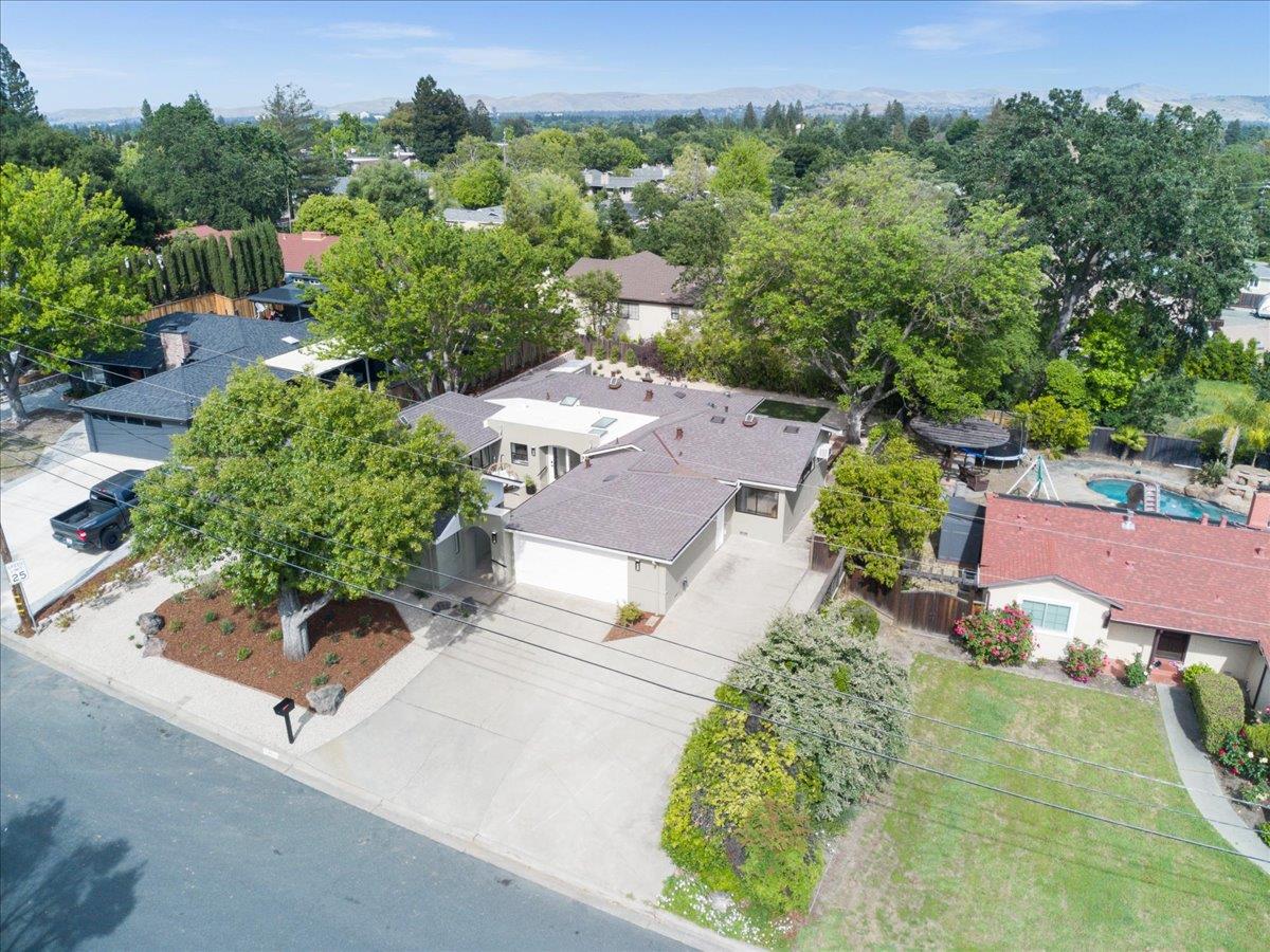 198 Greenwich Drive