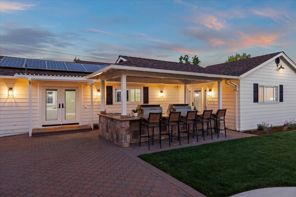 1361 Flora Avenue