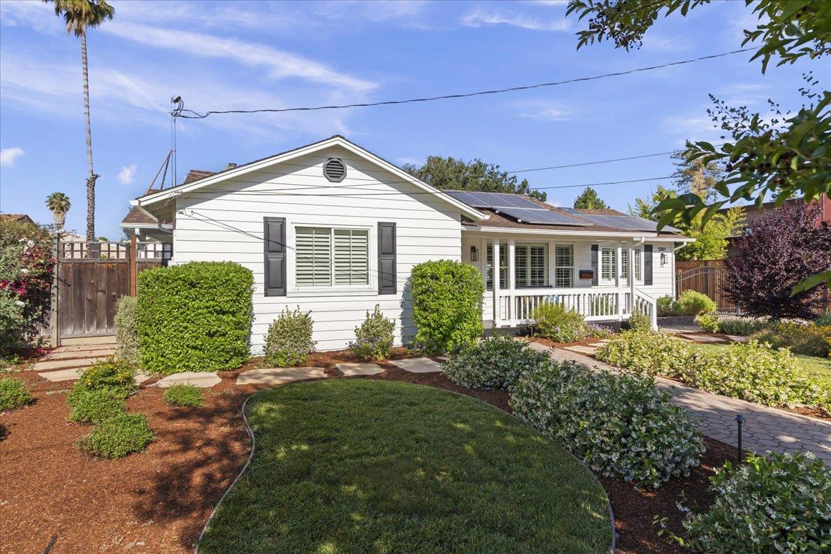 1361 Flora Avenue