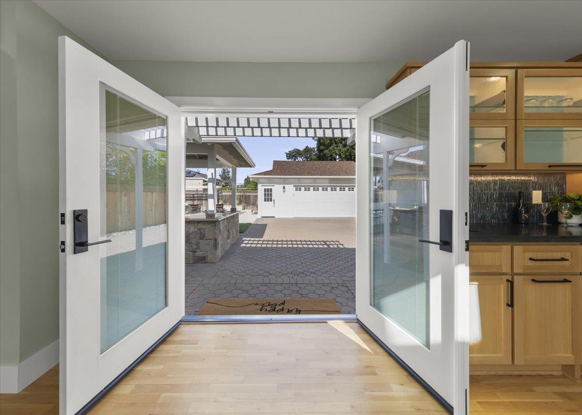 1361 Flora Avenue