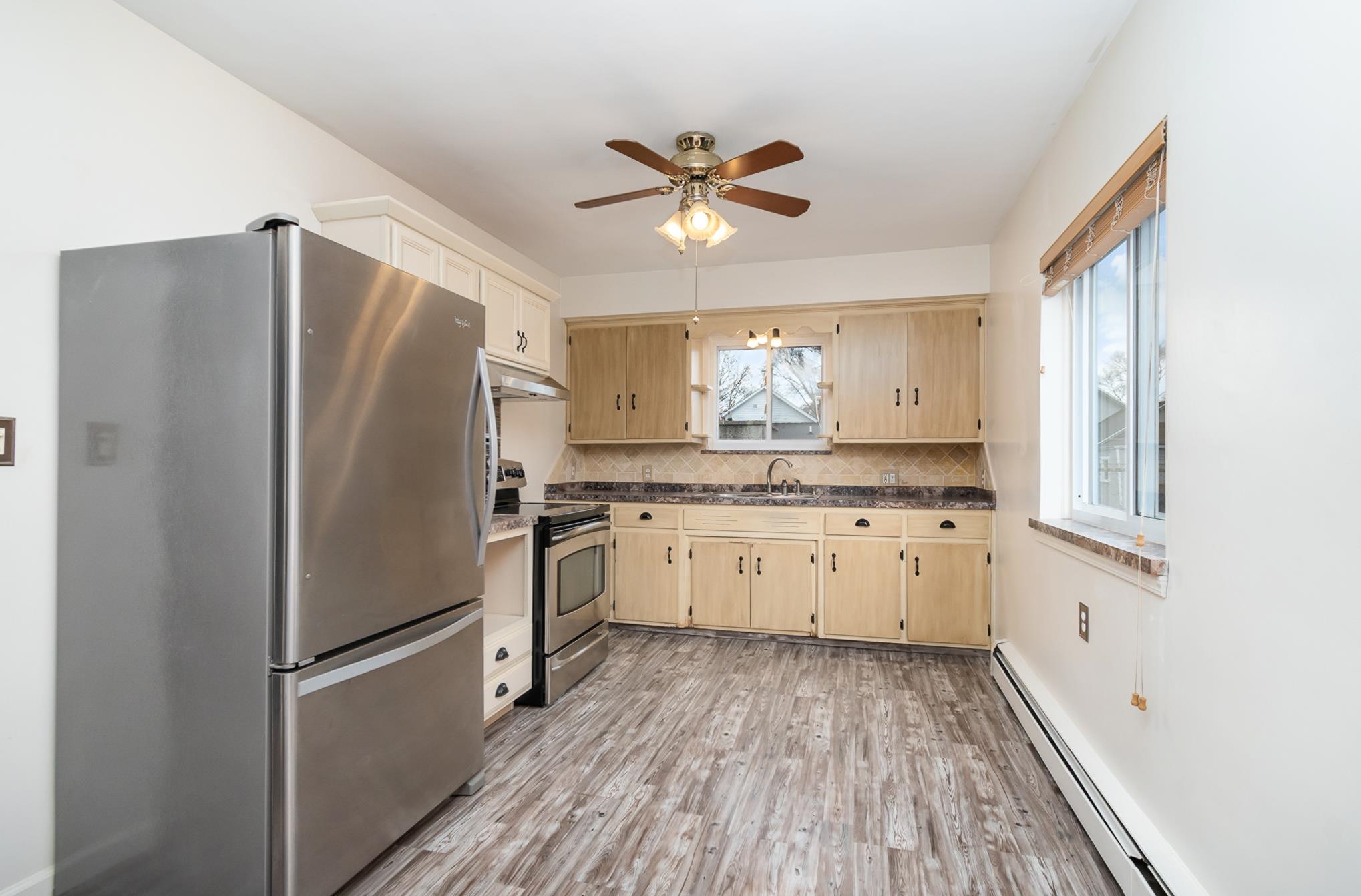 1118 N Walnut