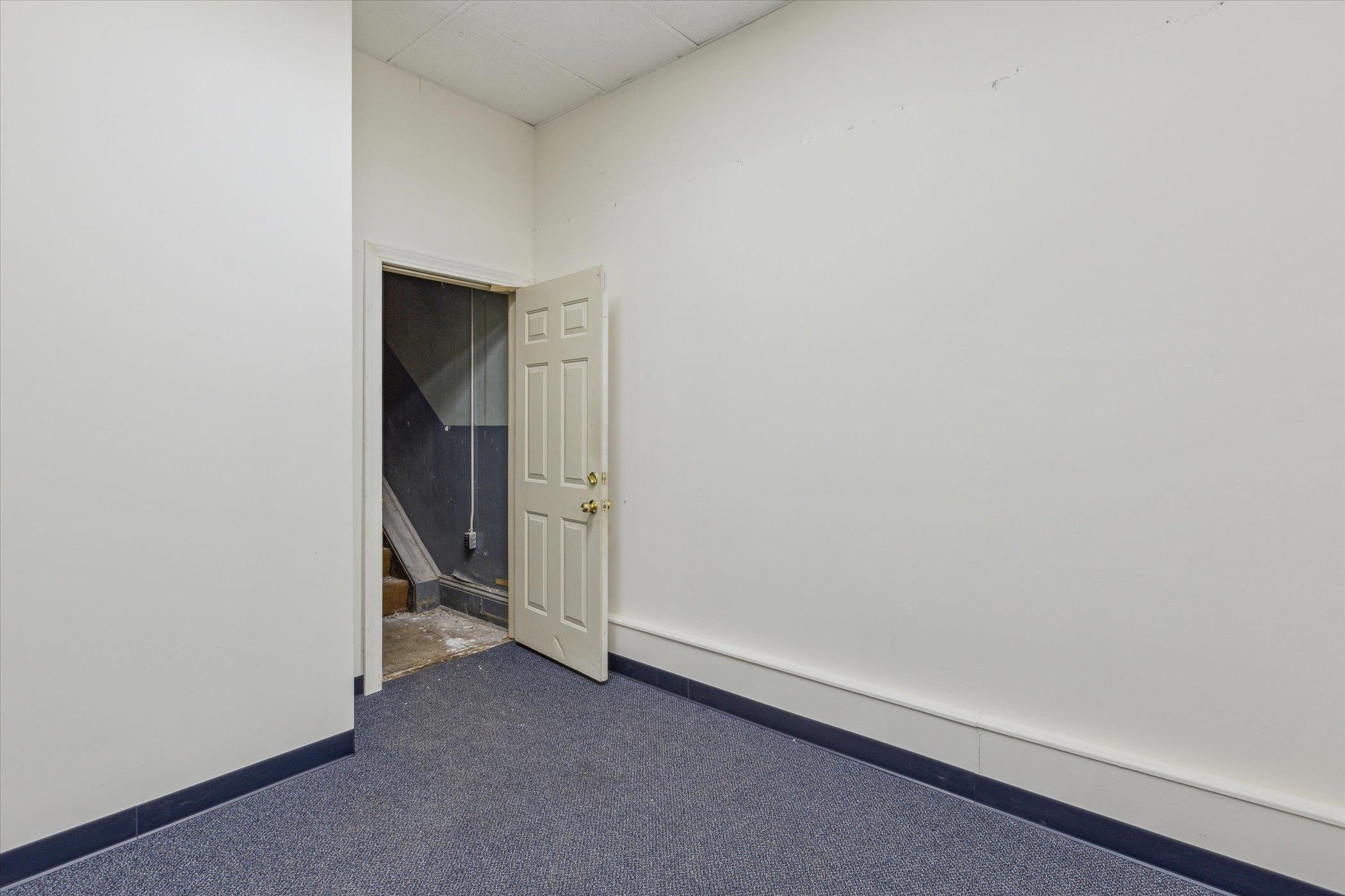 711 Washington Avenue