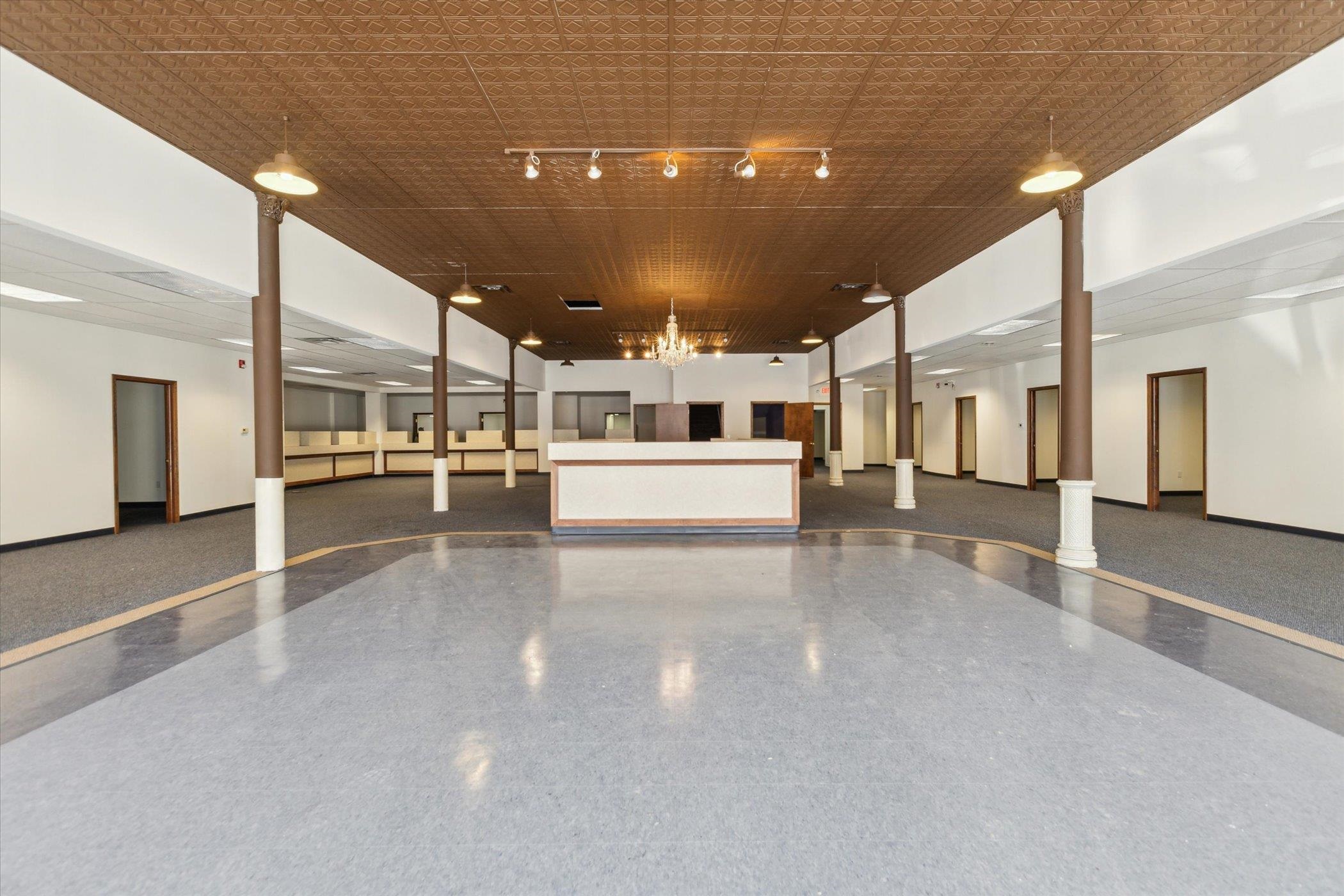 711 Washington Avenue