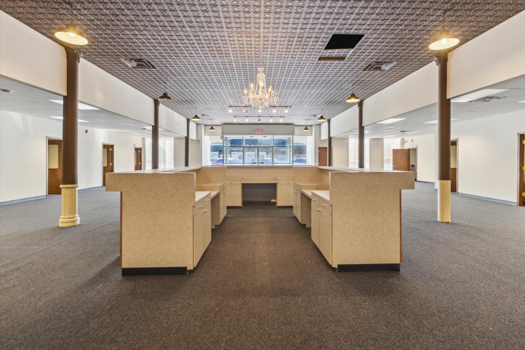 711 Washington Avenue