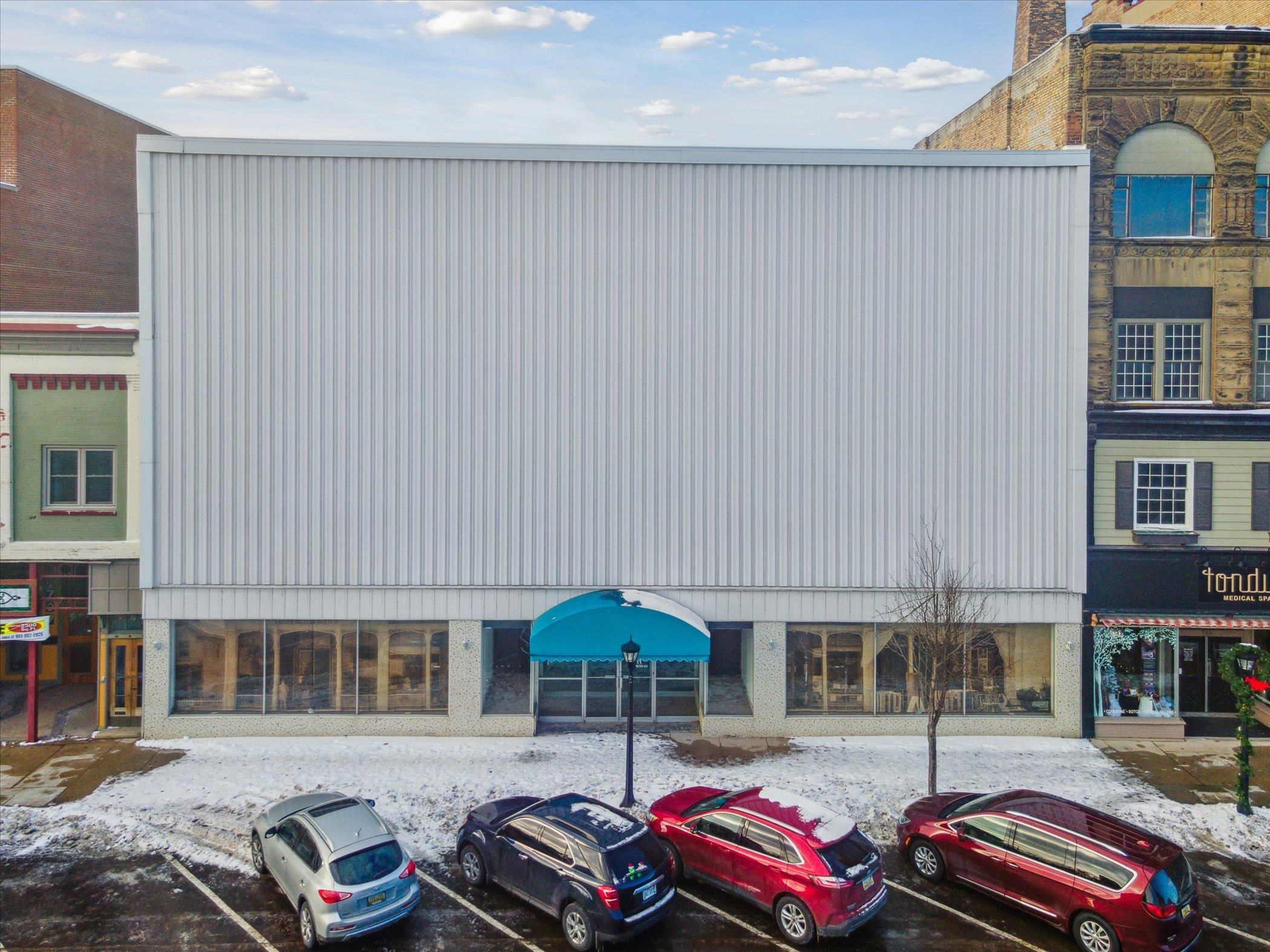 711 Washington Avenue