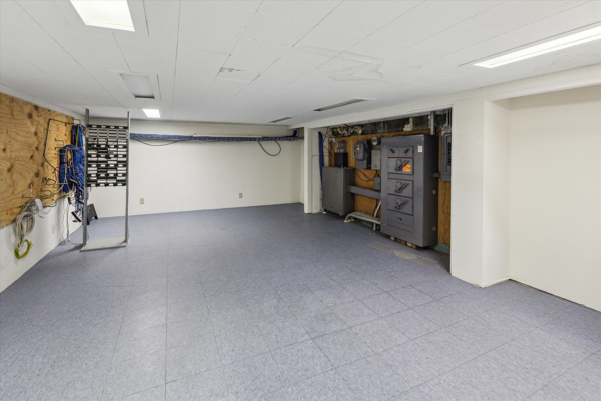 711 Washington Avenue