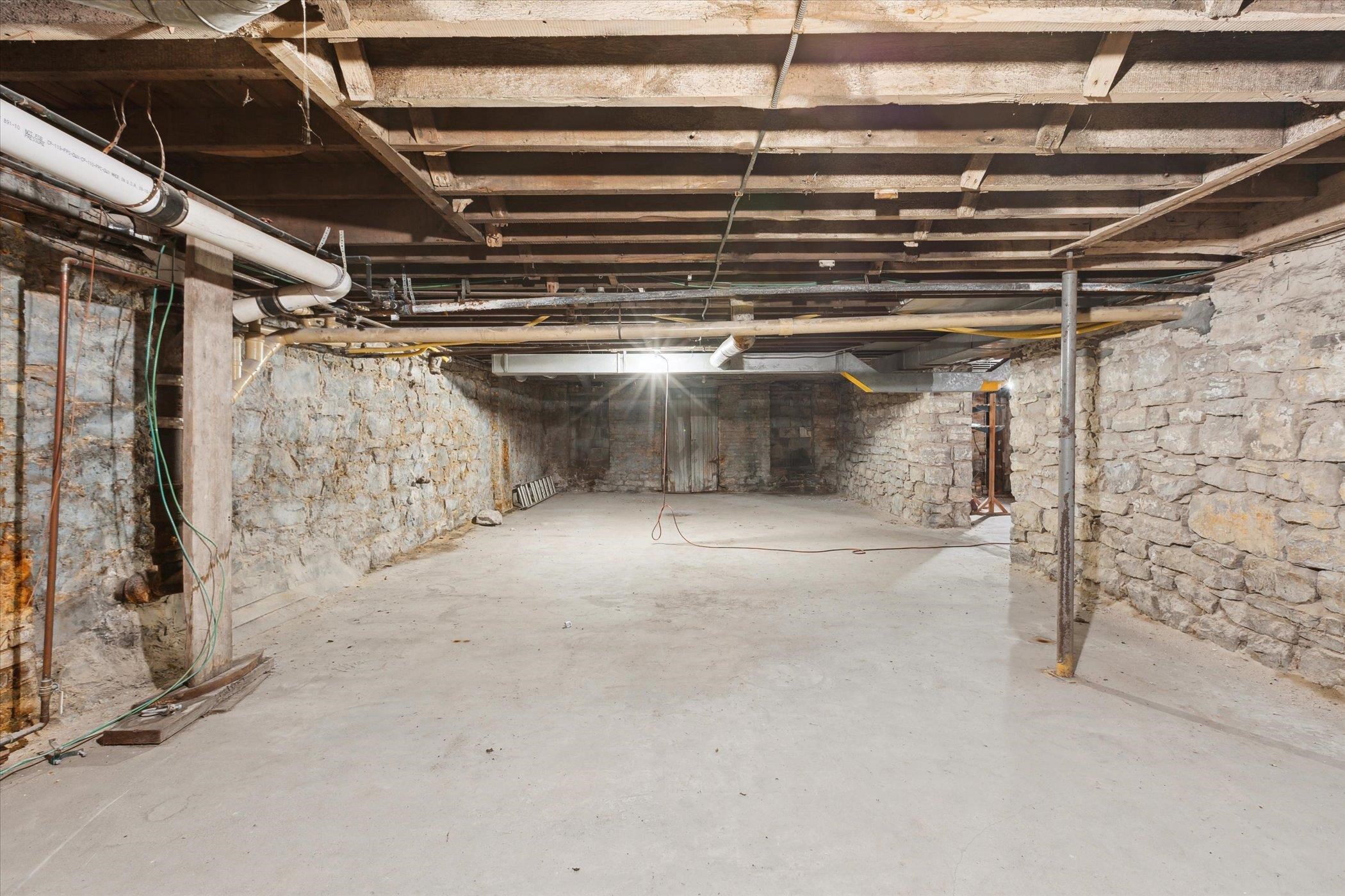 1017 Washington Avenue