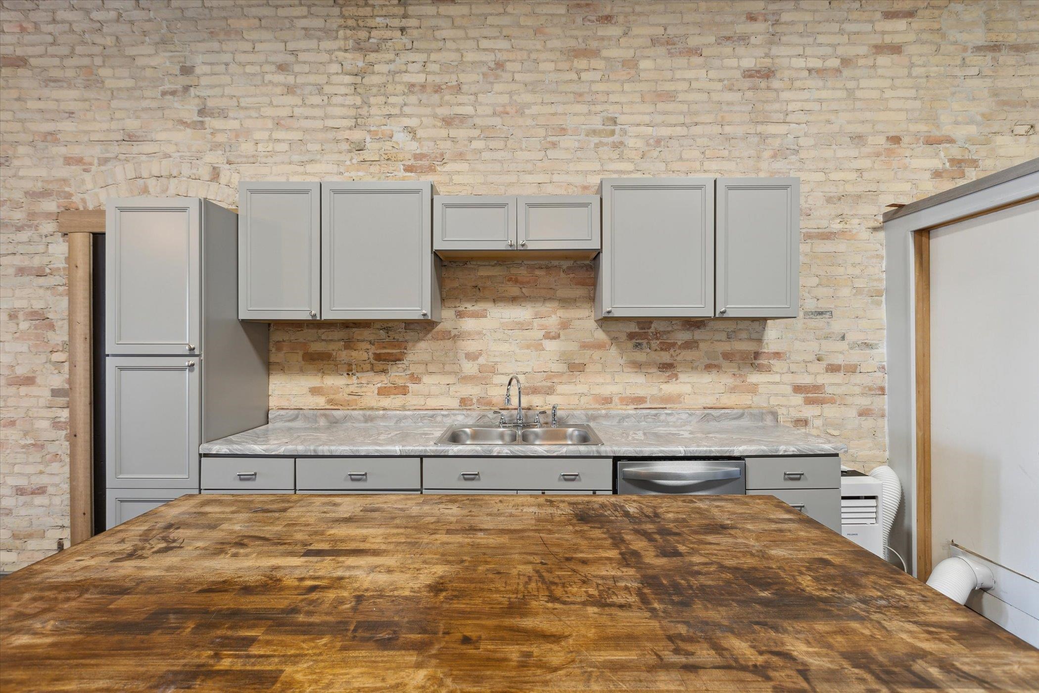 1017 Washington Avenue