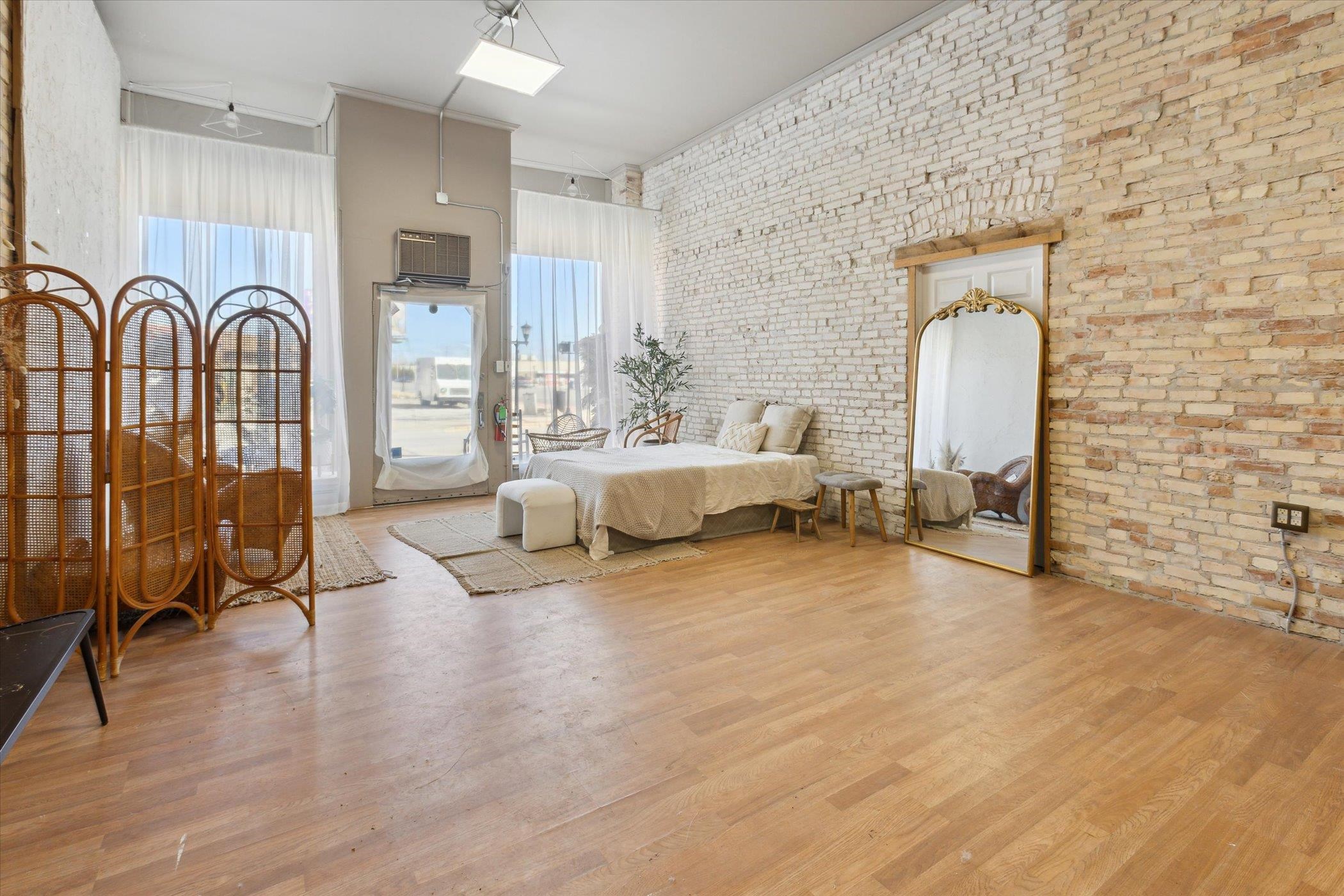 1017 Washington Avenue