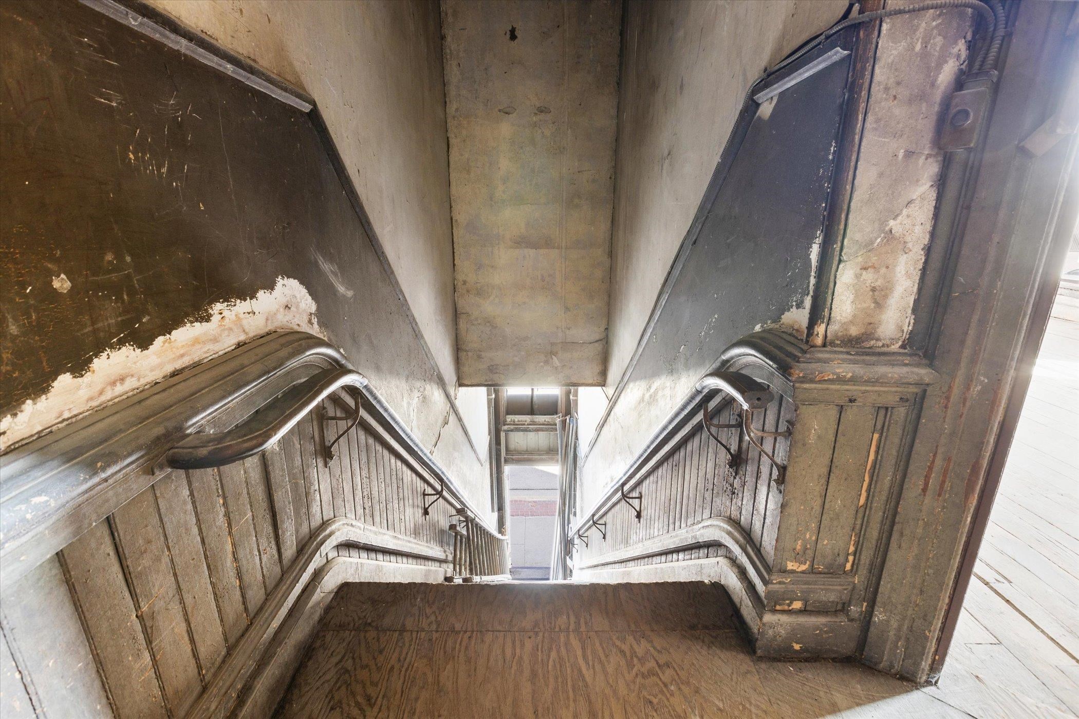 1017 Washington Avenue