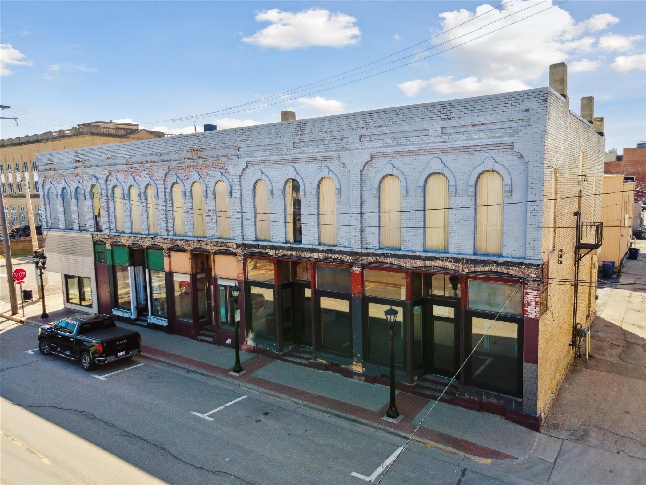 1017 Washington Avenue