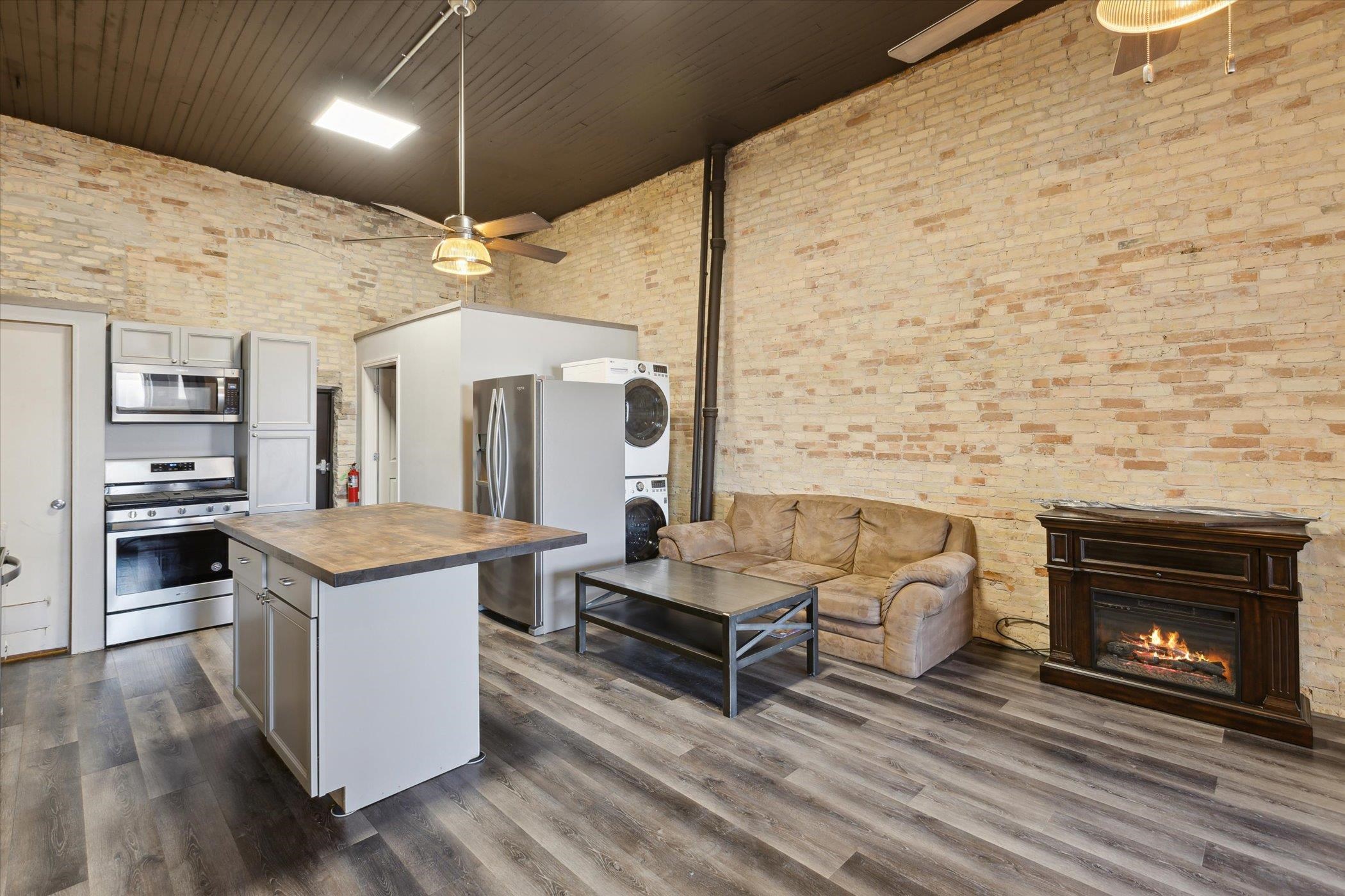 1017 Washington Avenue