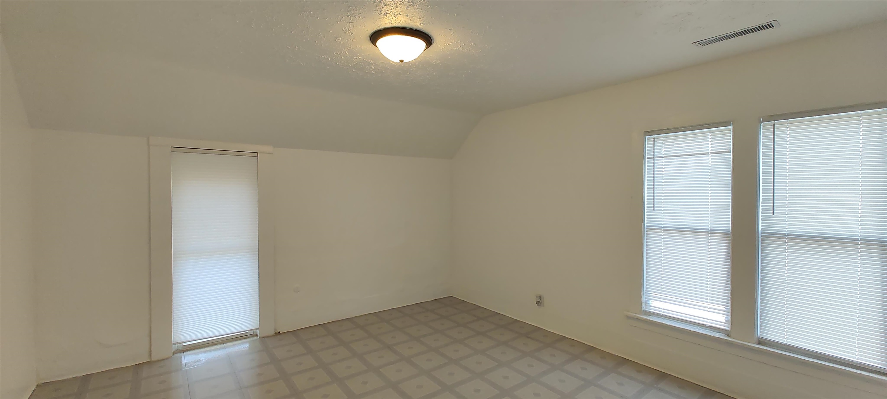 1346 Carlisle Street