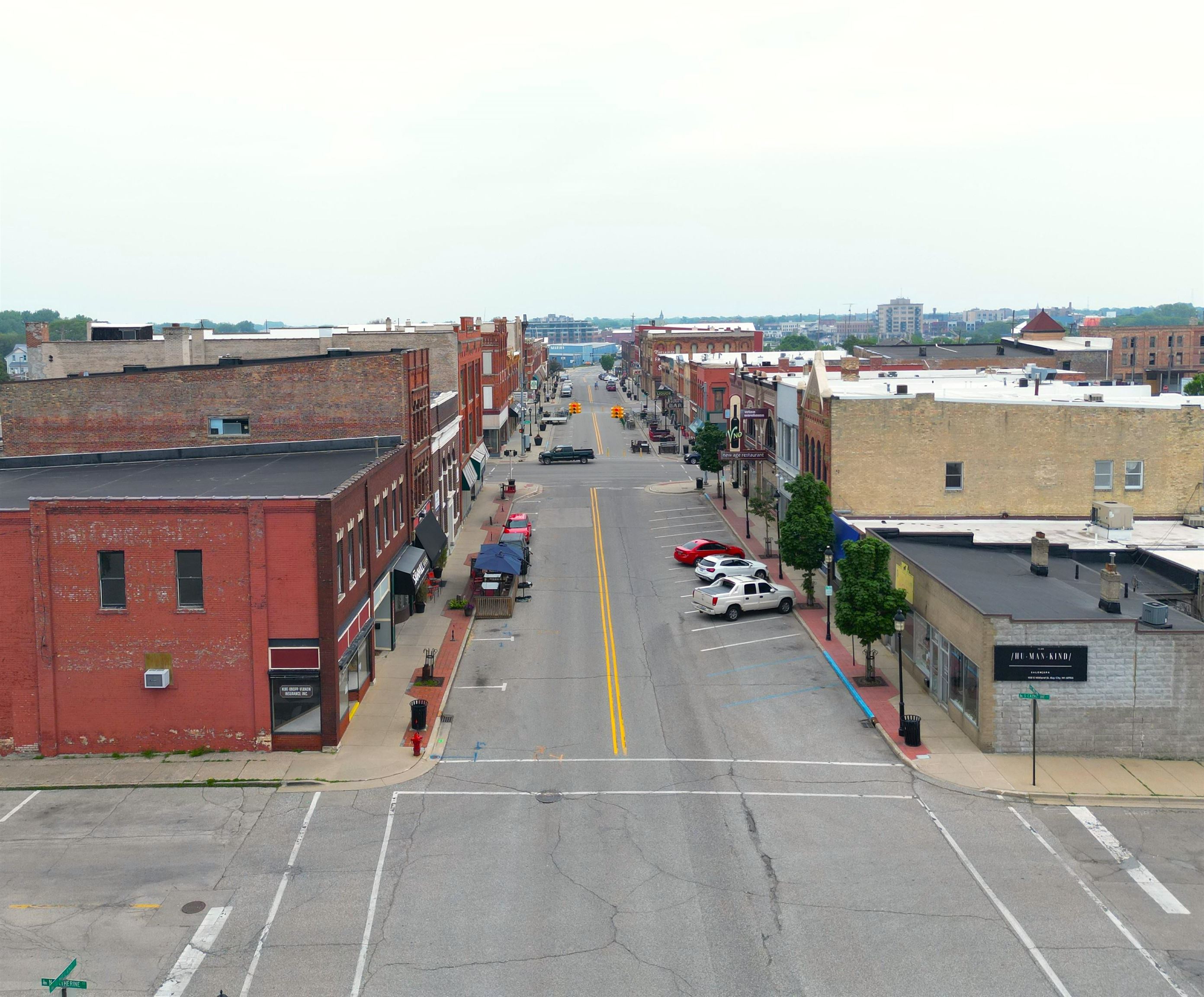 301 E Midland Street Unit: 303,305,307 1/2, 309 E Midland Street