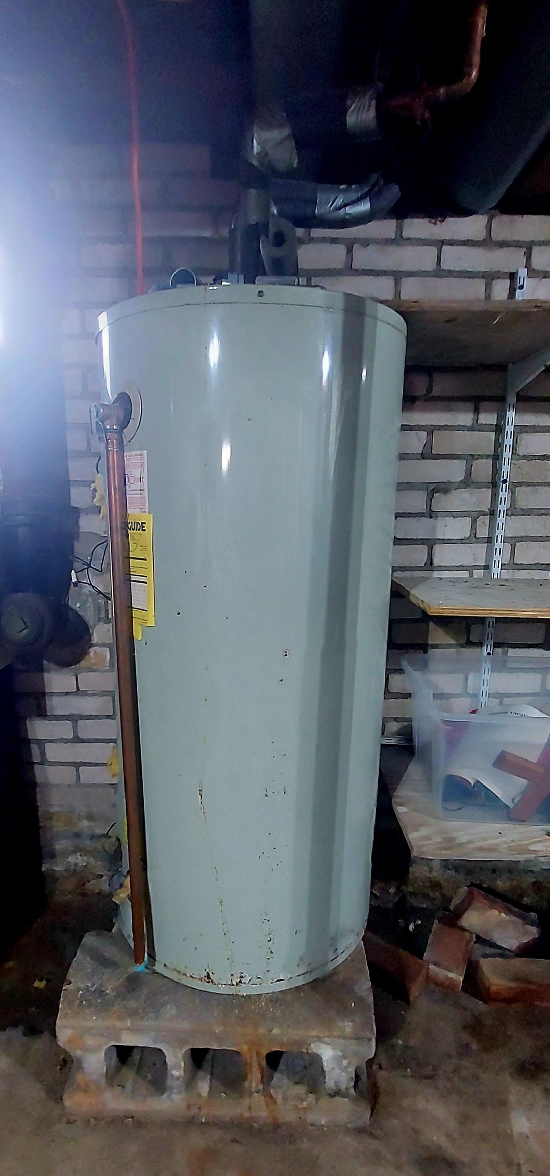 2392 W Dickerson Road