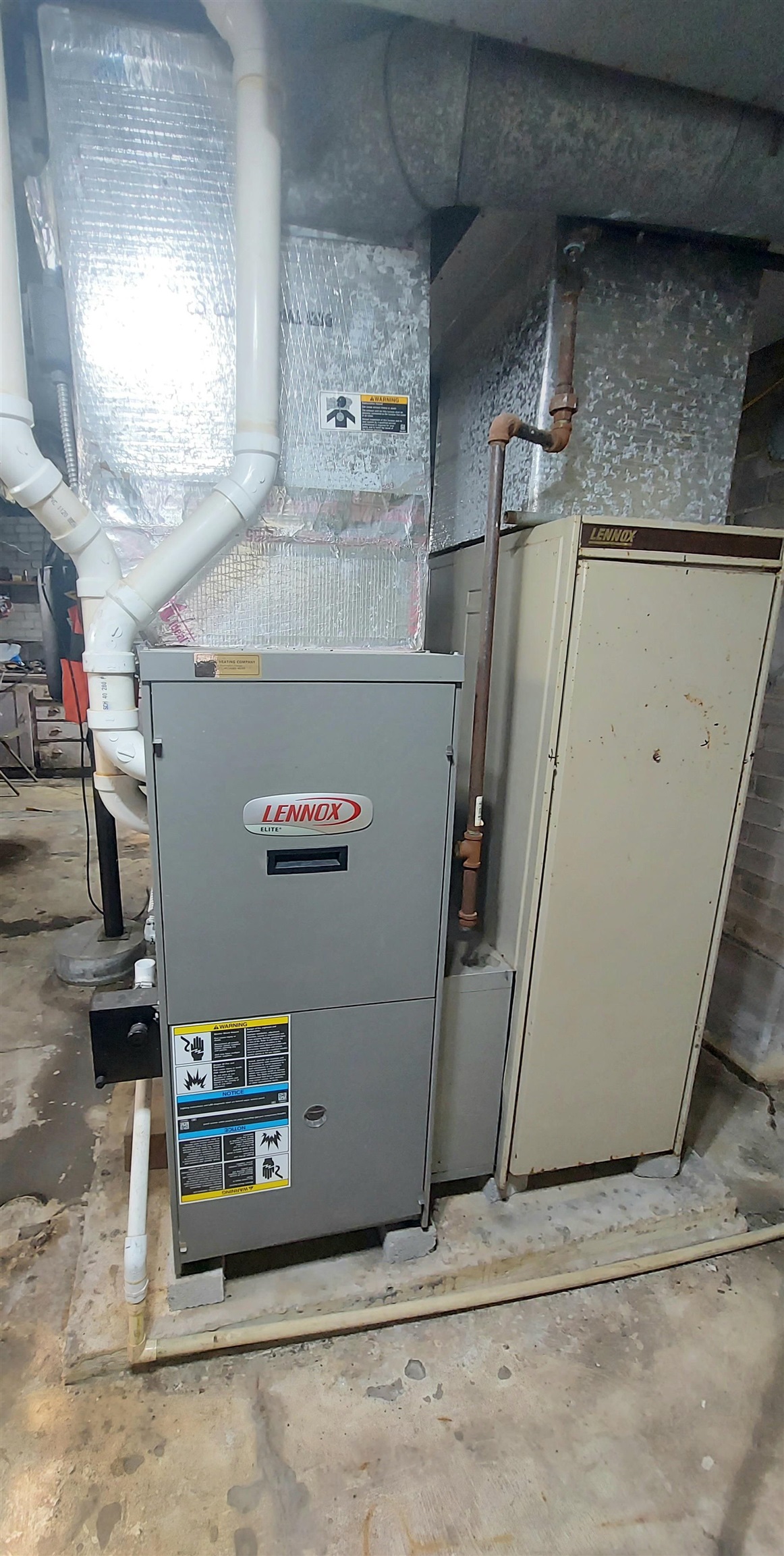 2392 W Dickerson Road