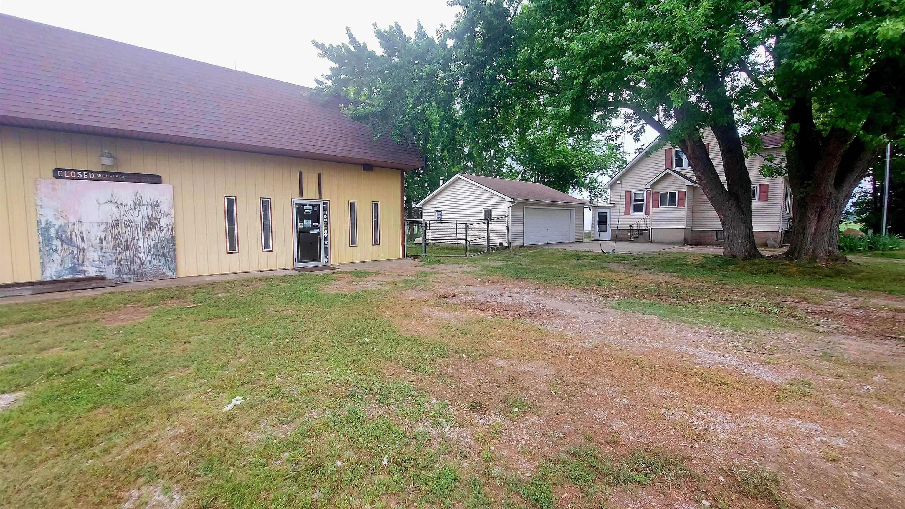 3177 N Van Buren Road