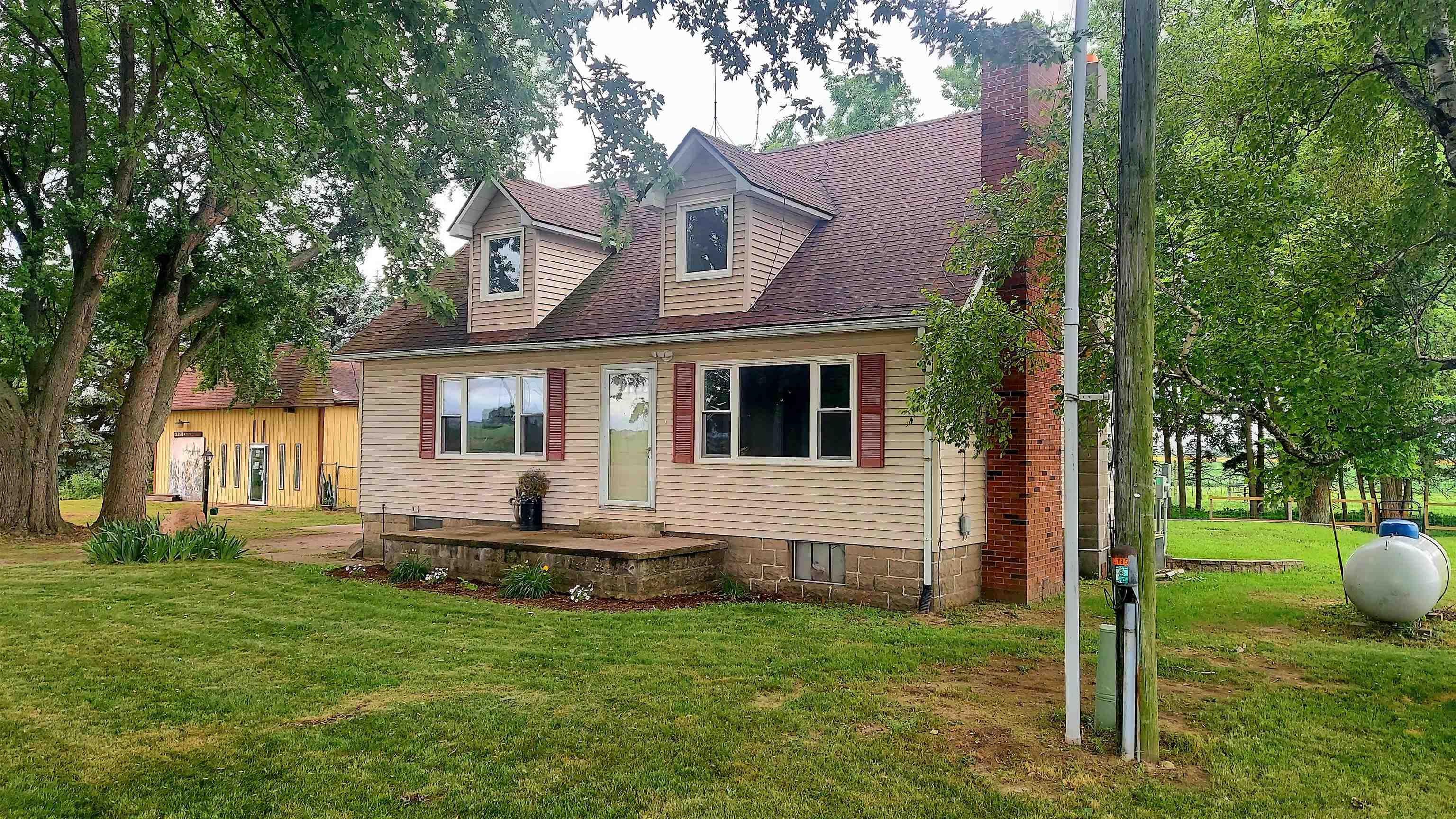 3177 N Van Buren Road