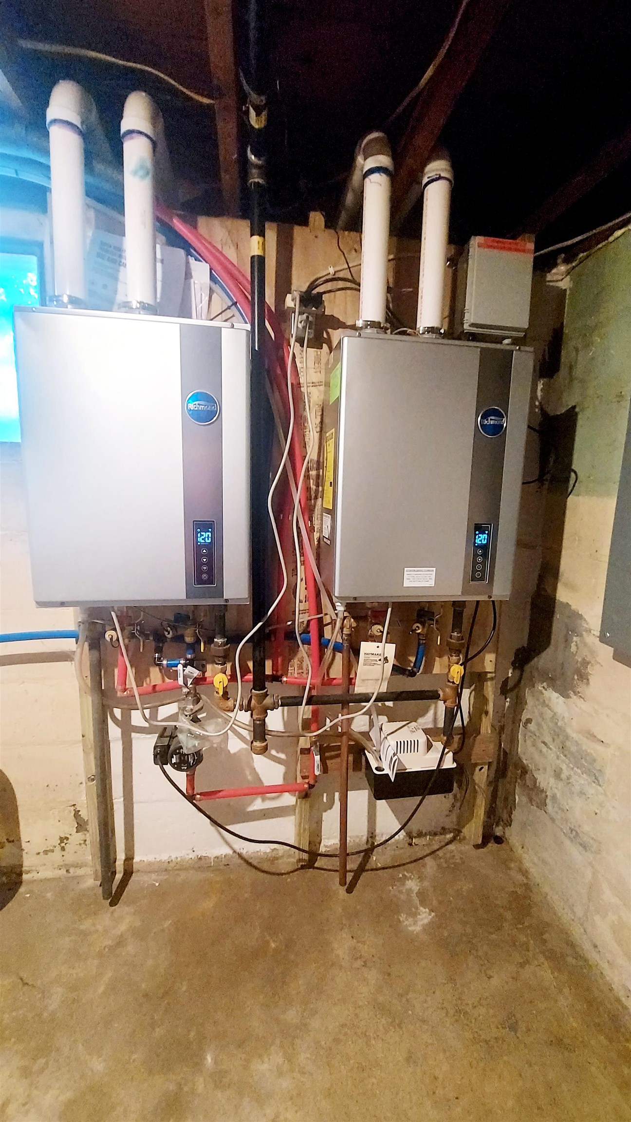 3177 N Van Buren Road