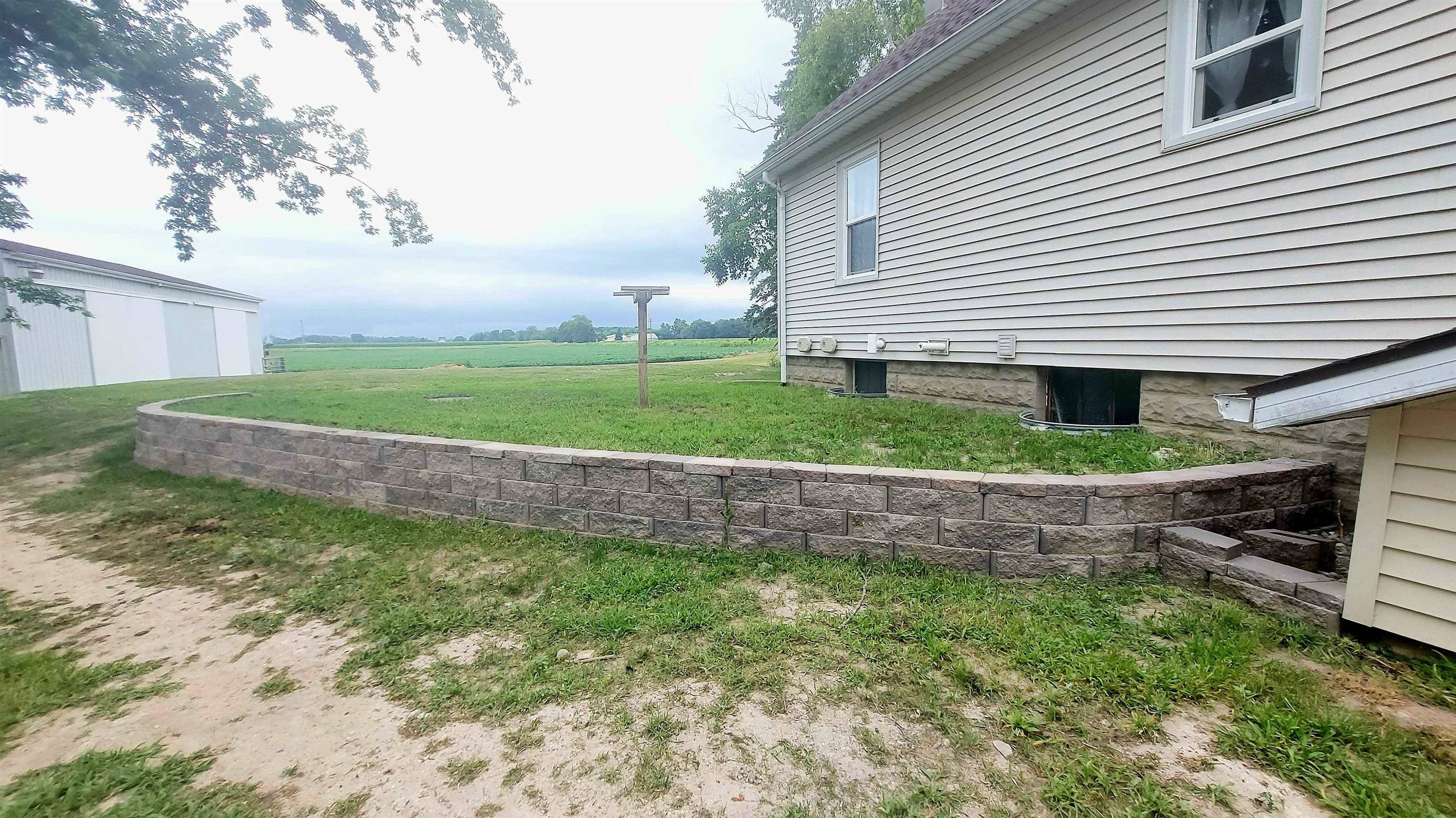 3177 N Van Buren Road