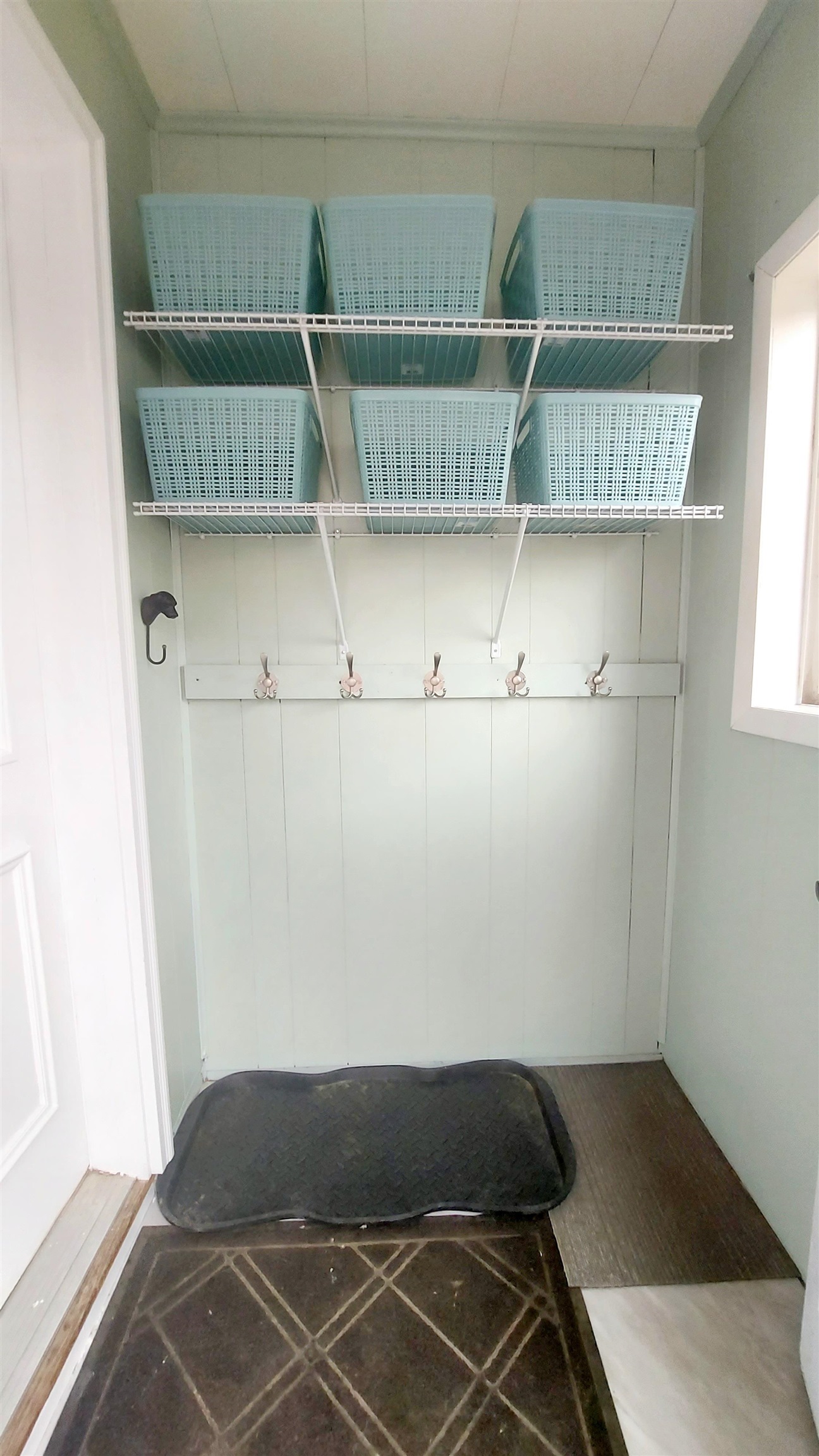 3177 N Van Buren Road