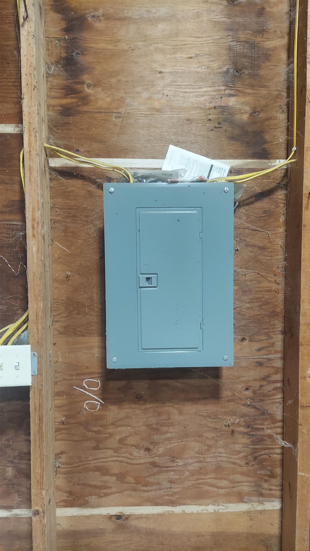 3177 N Van Buren Road