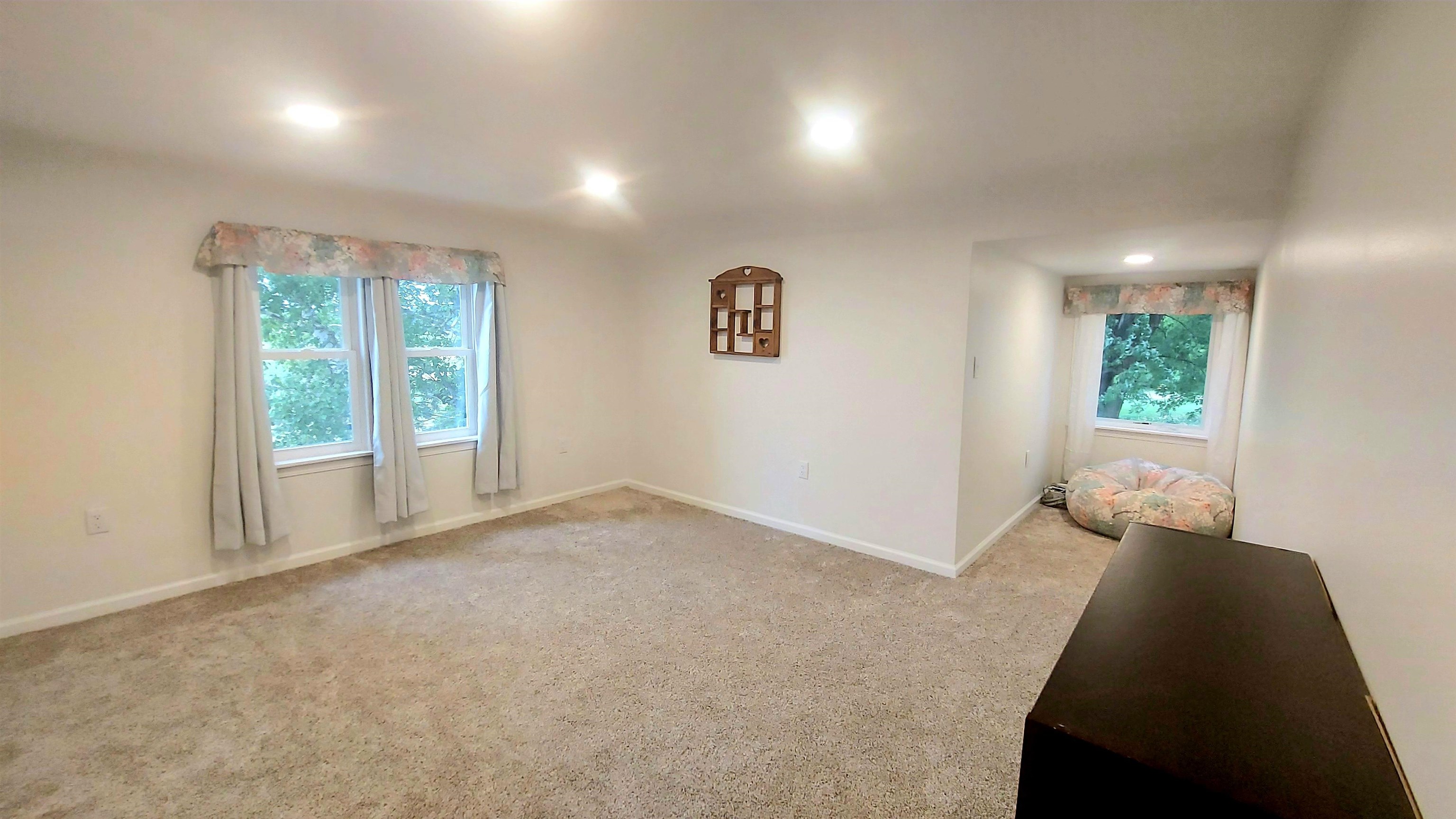 3177 N Van Buren Road