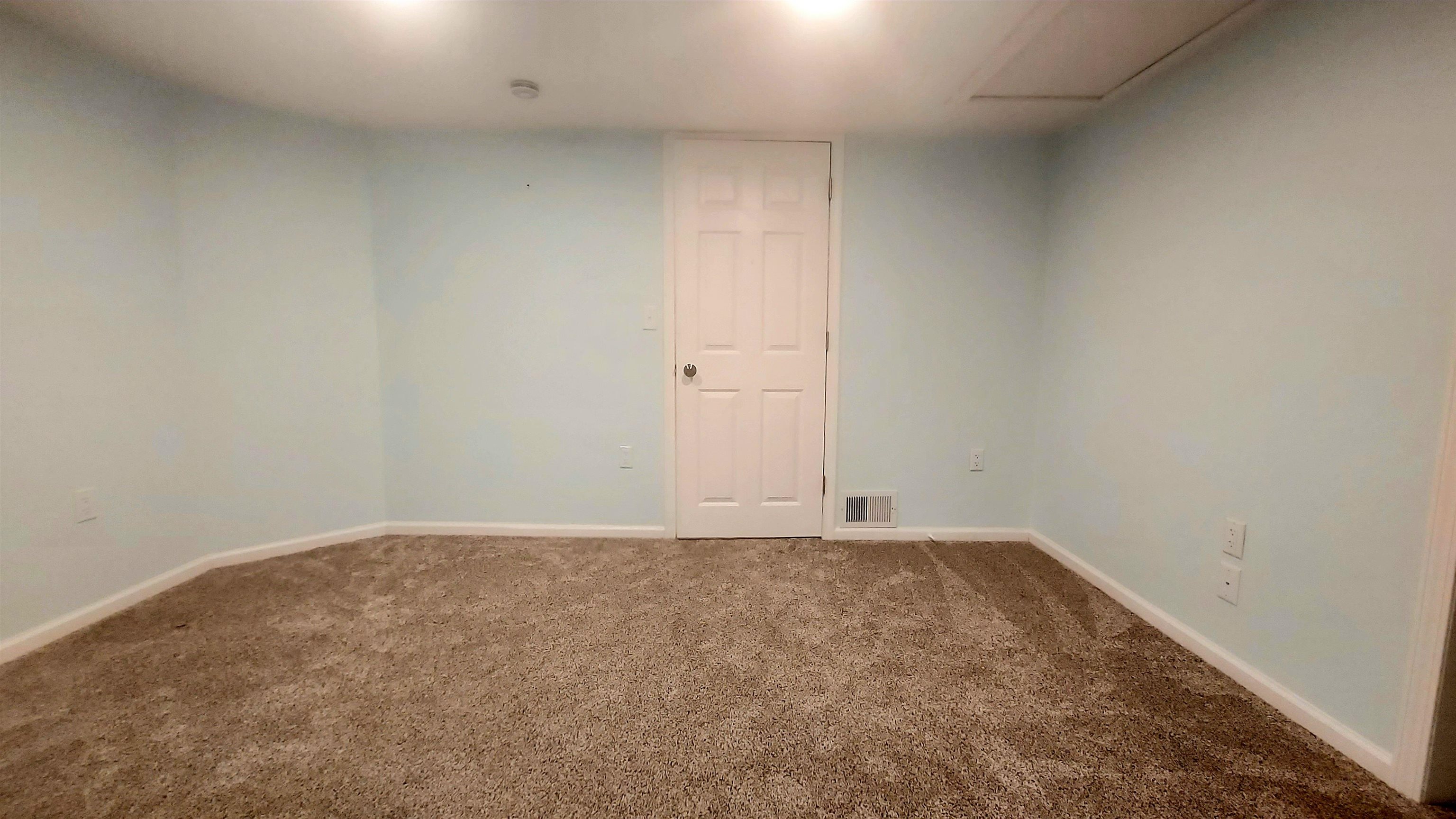 3177 N Van Buren Road