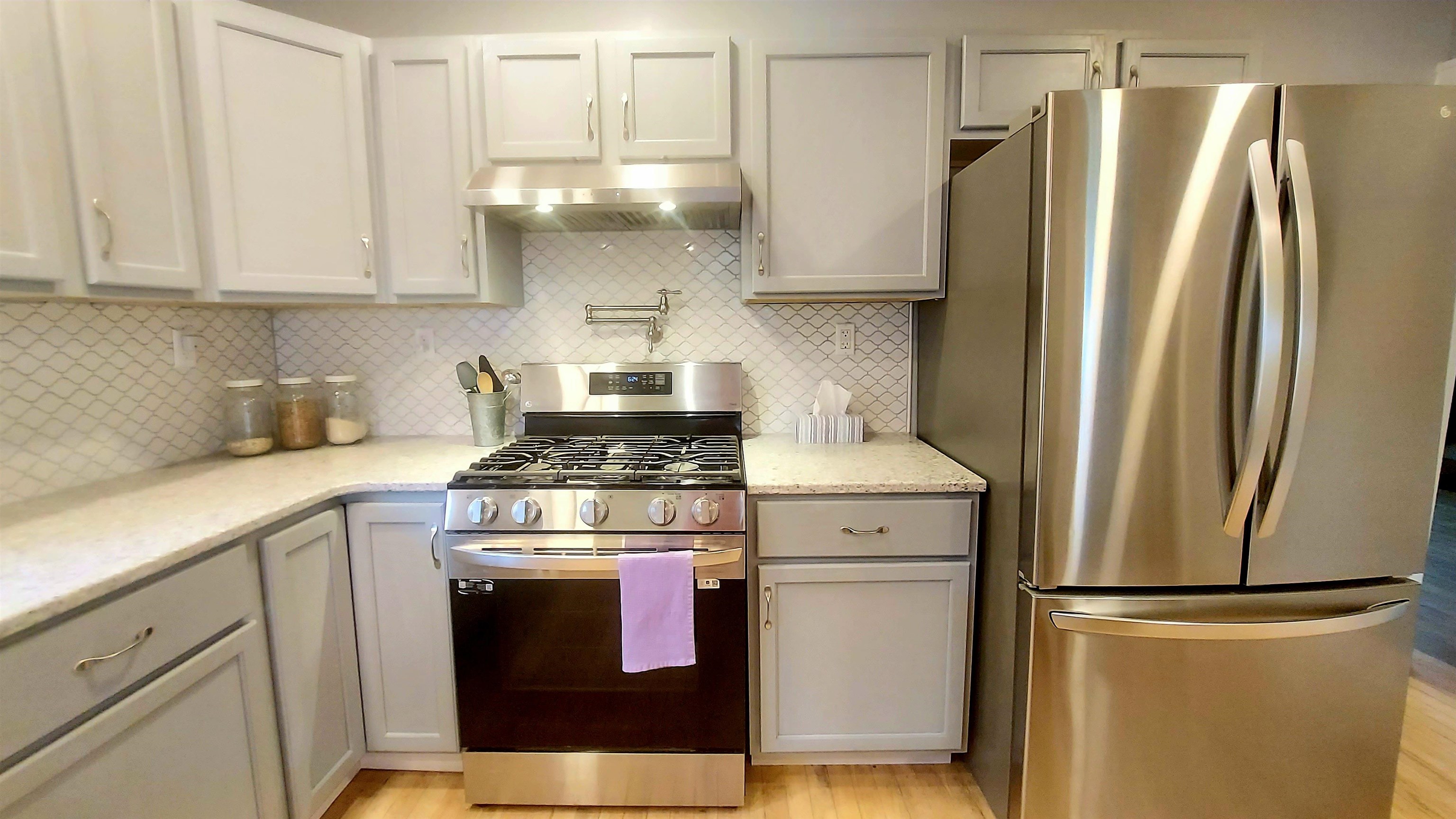 3177 N Van Buren Road