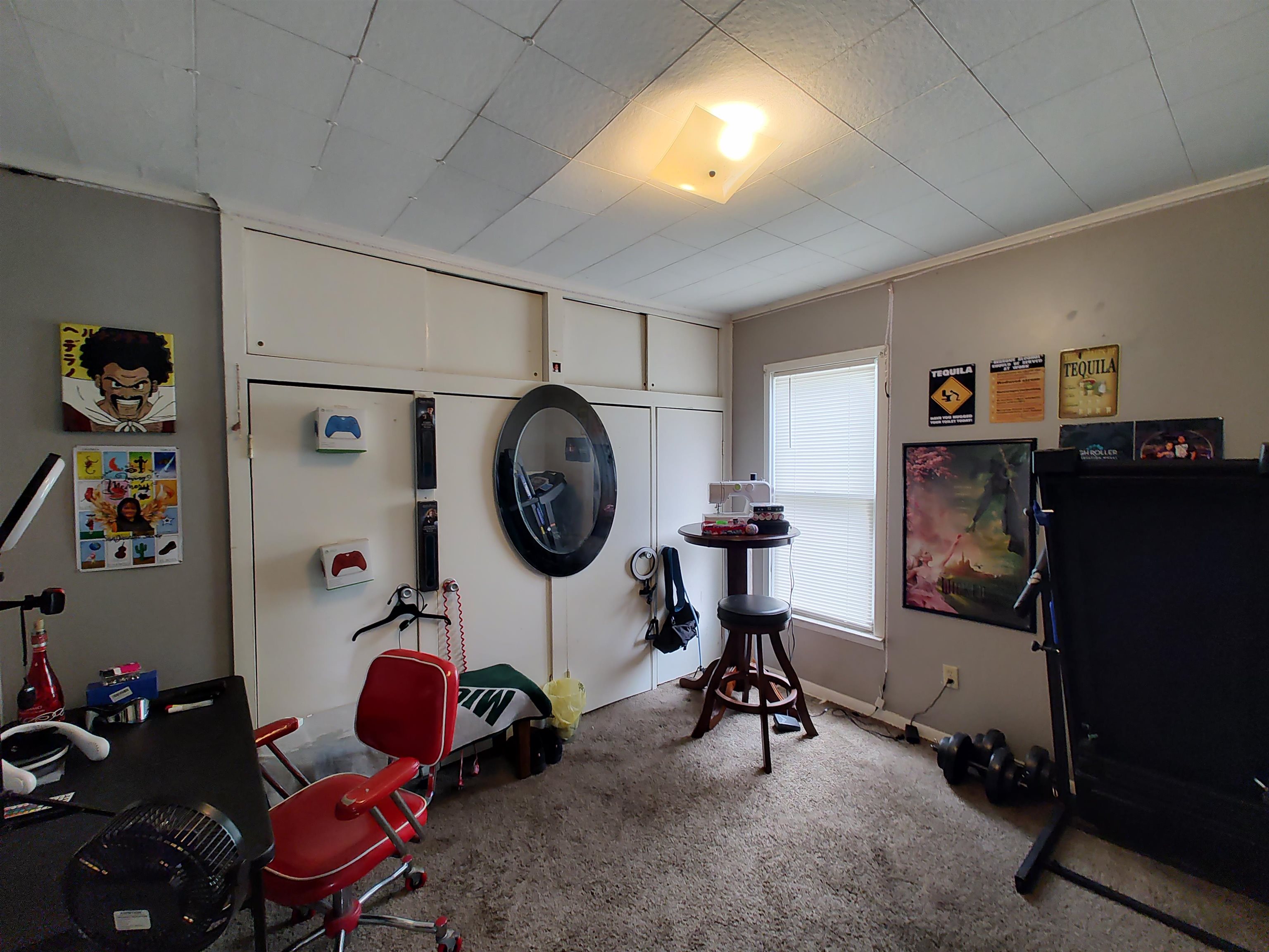 2401 Lowell Avenue