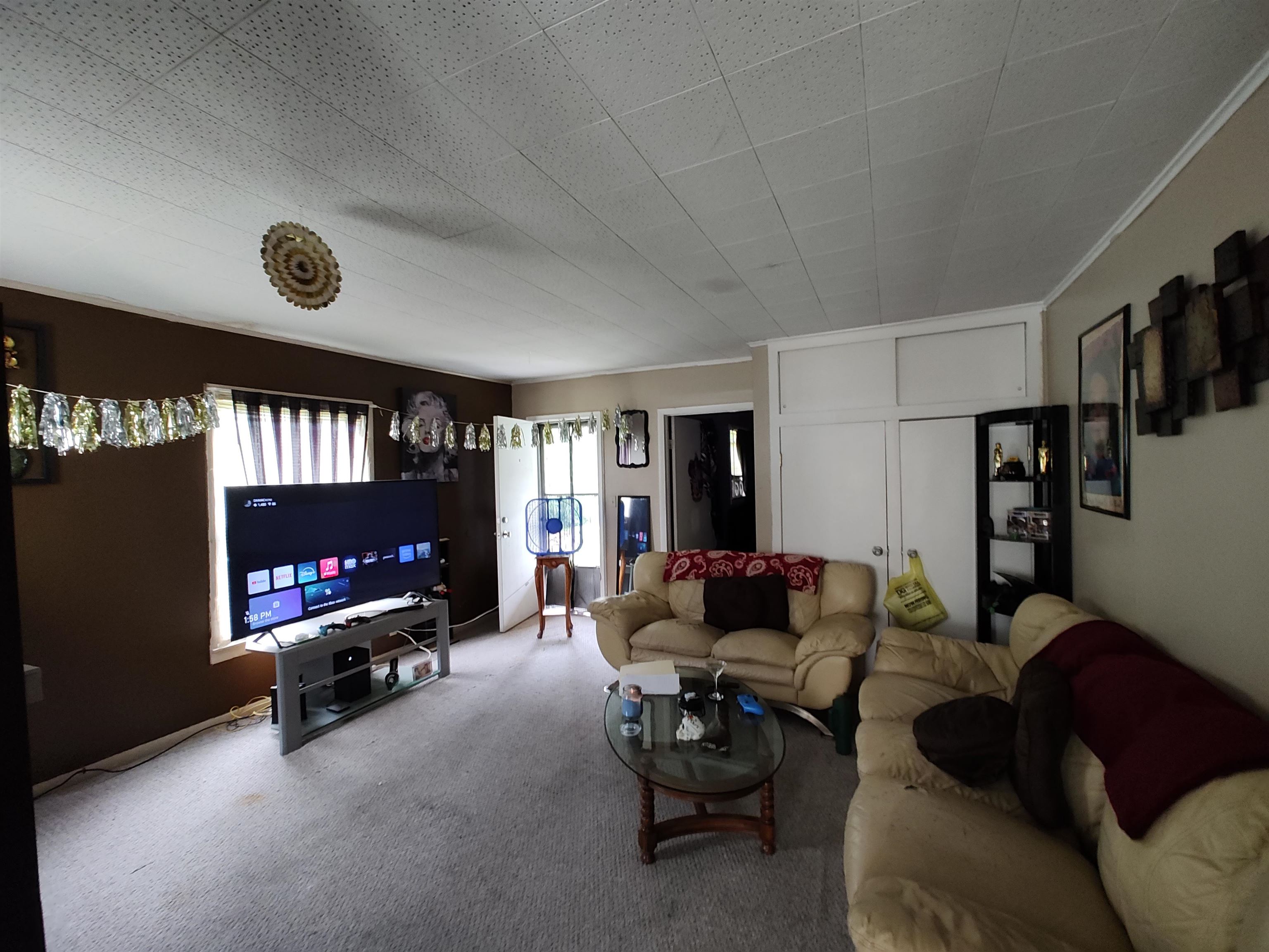 2401 Lowell Avenue