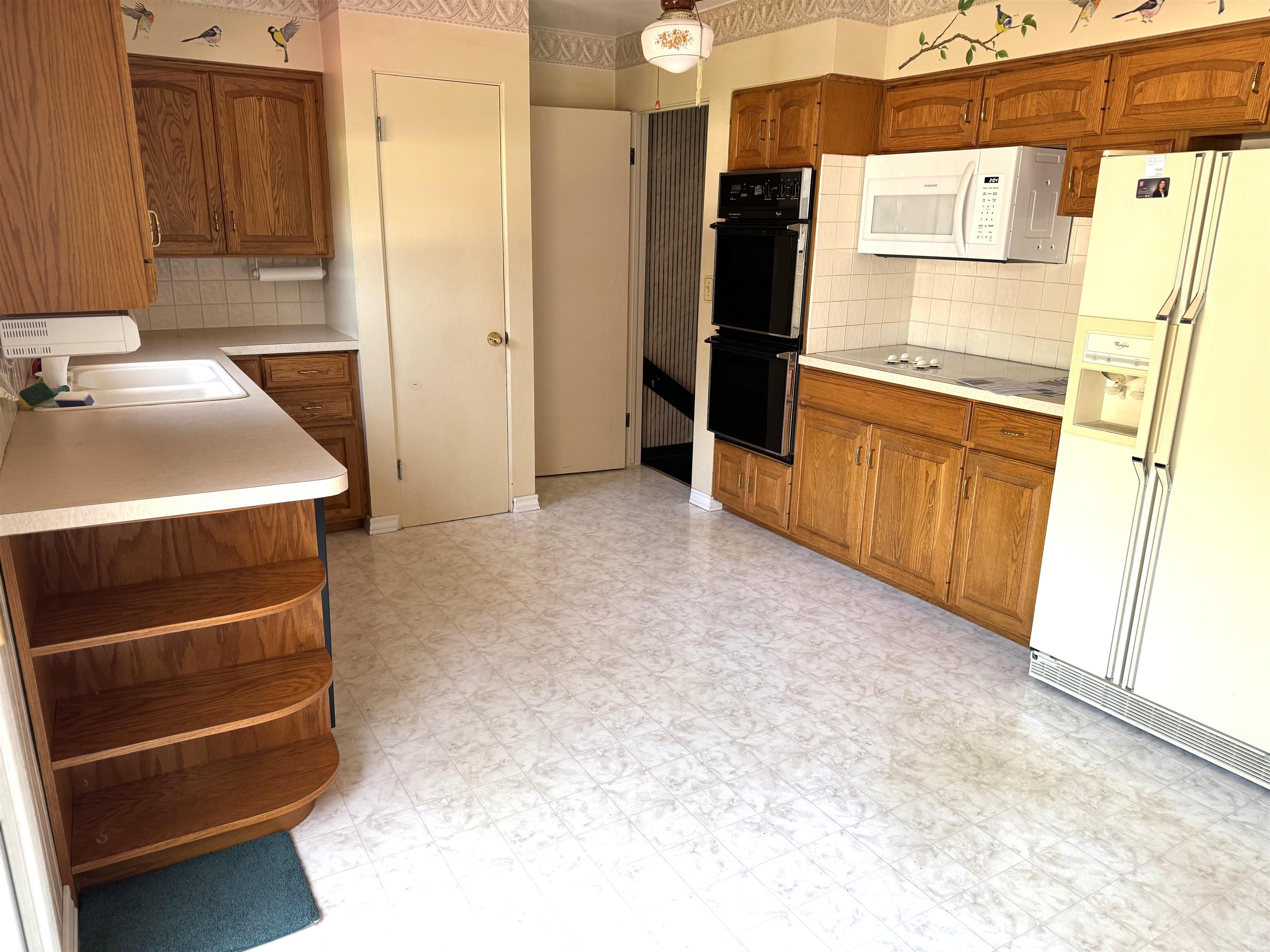 1913 N Brentwood Place