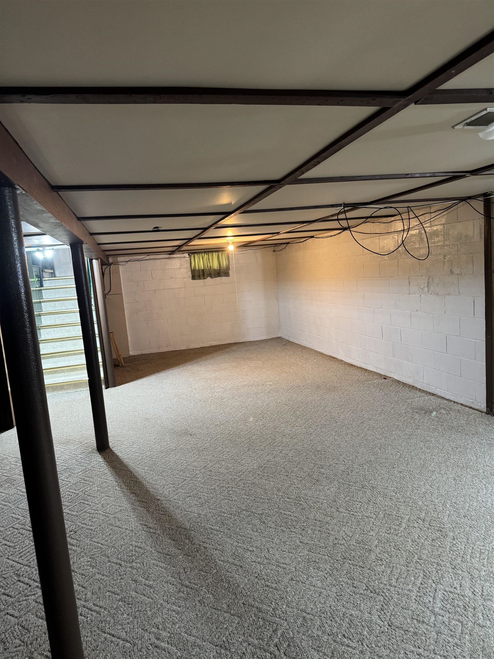 1913 N Brentwood Place