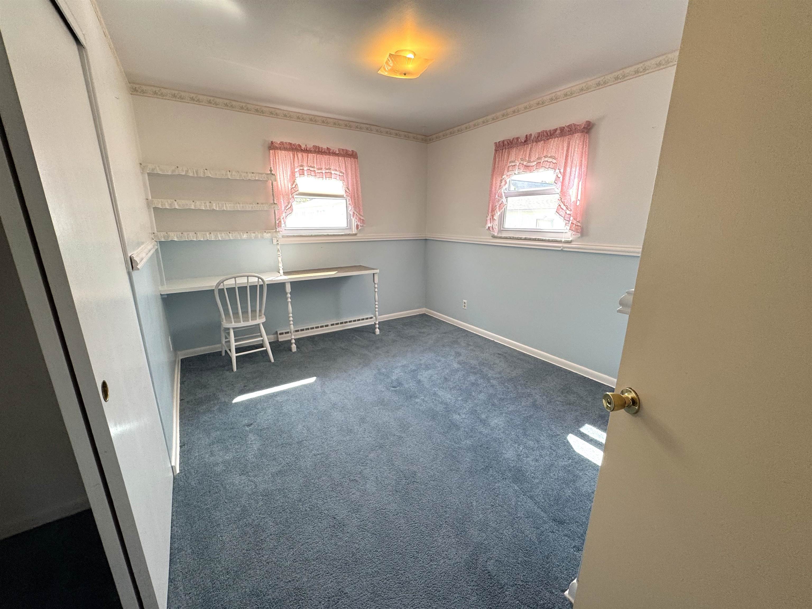 1913 N Brentwood Place