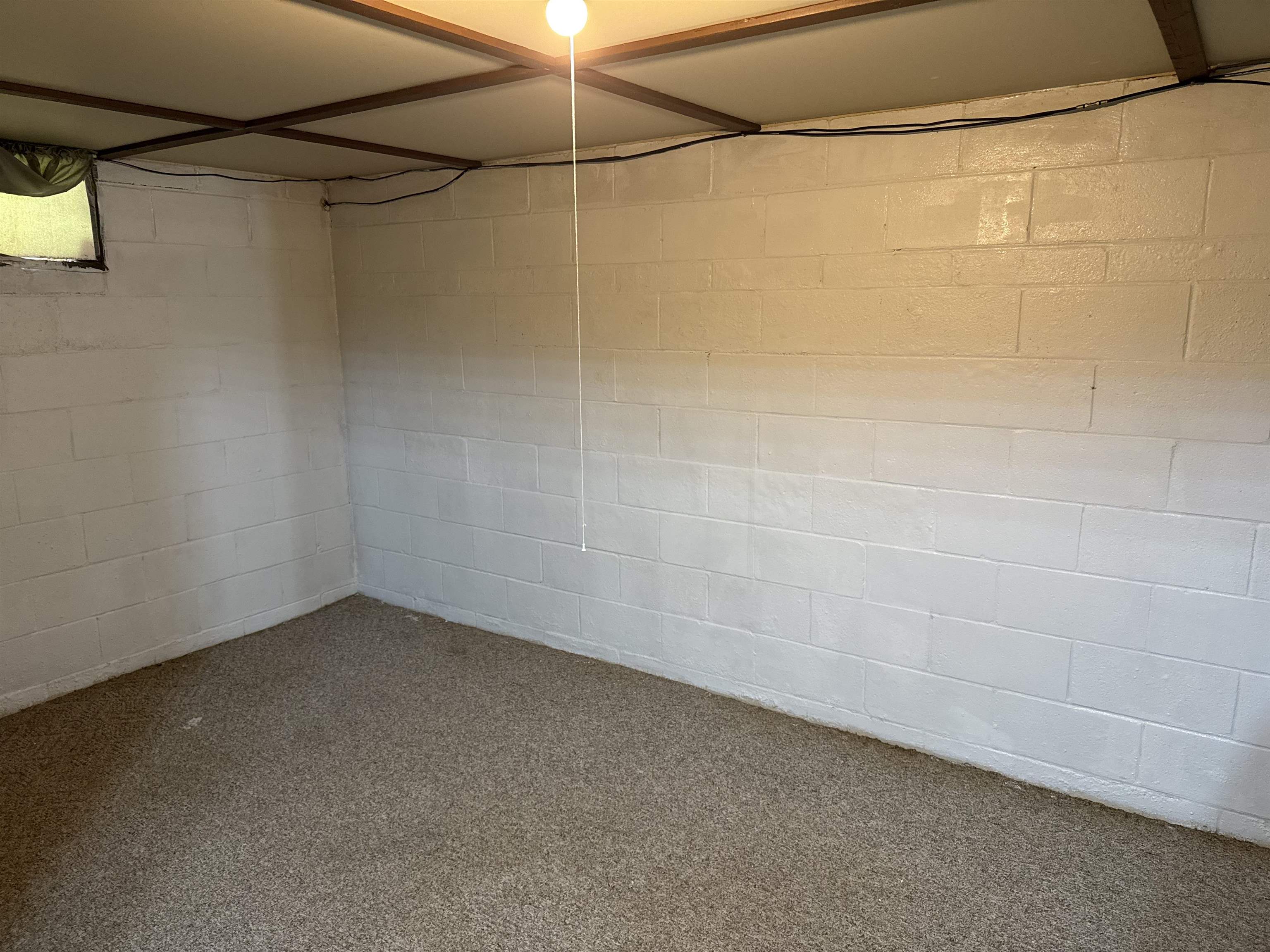 1913 N Brentwood Place